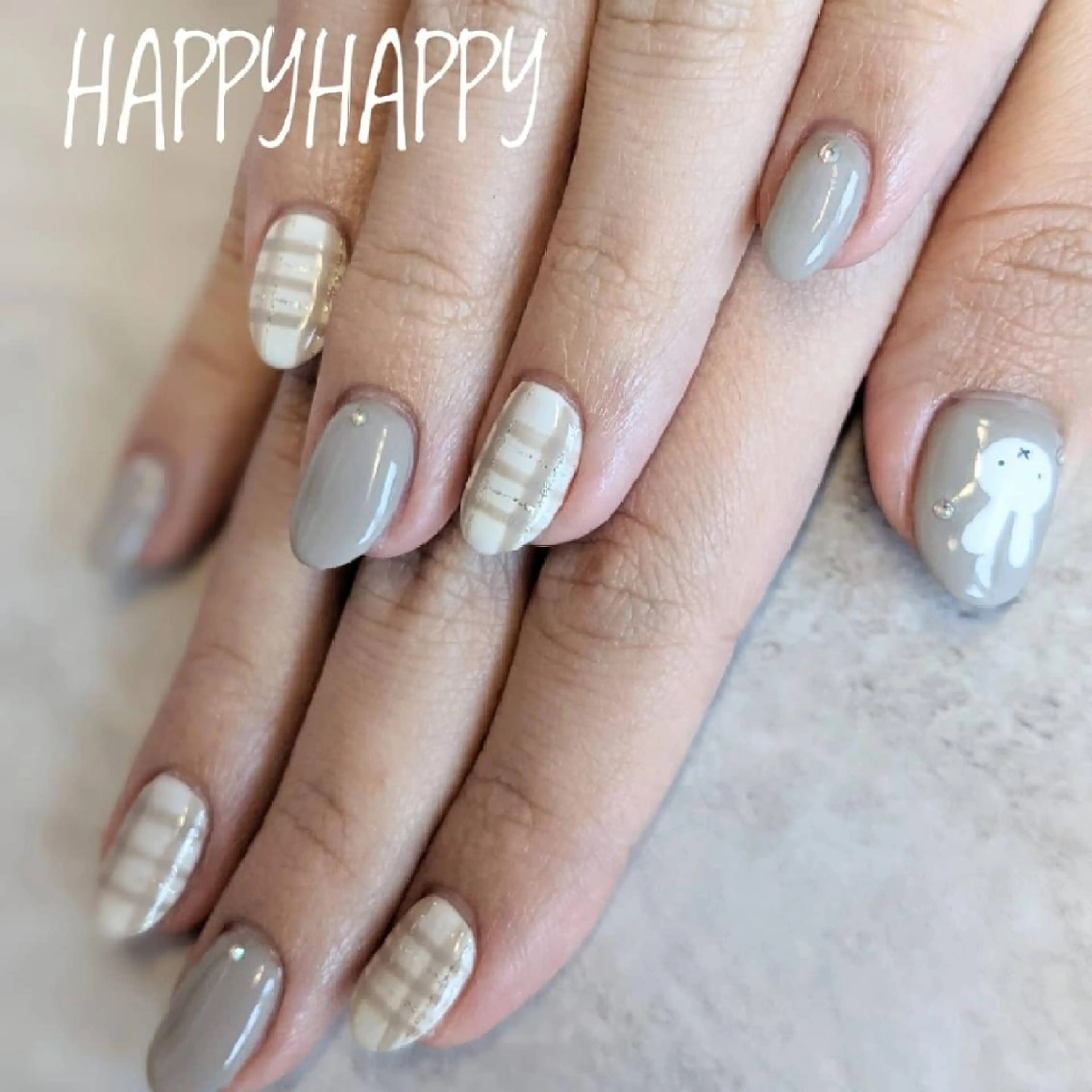 ネイル HAPPY HAPPYのネイルデザイン
