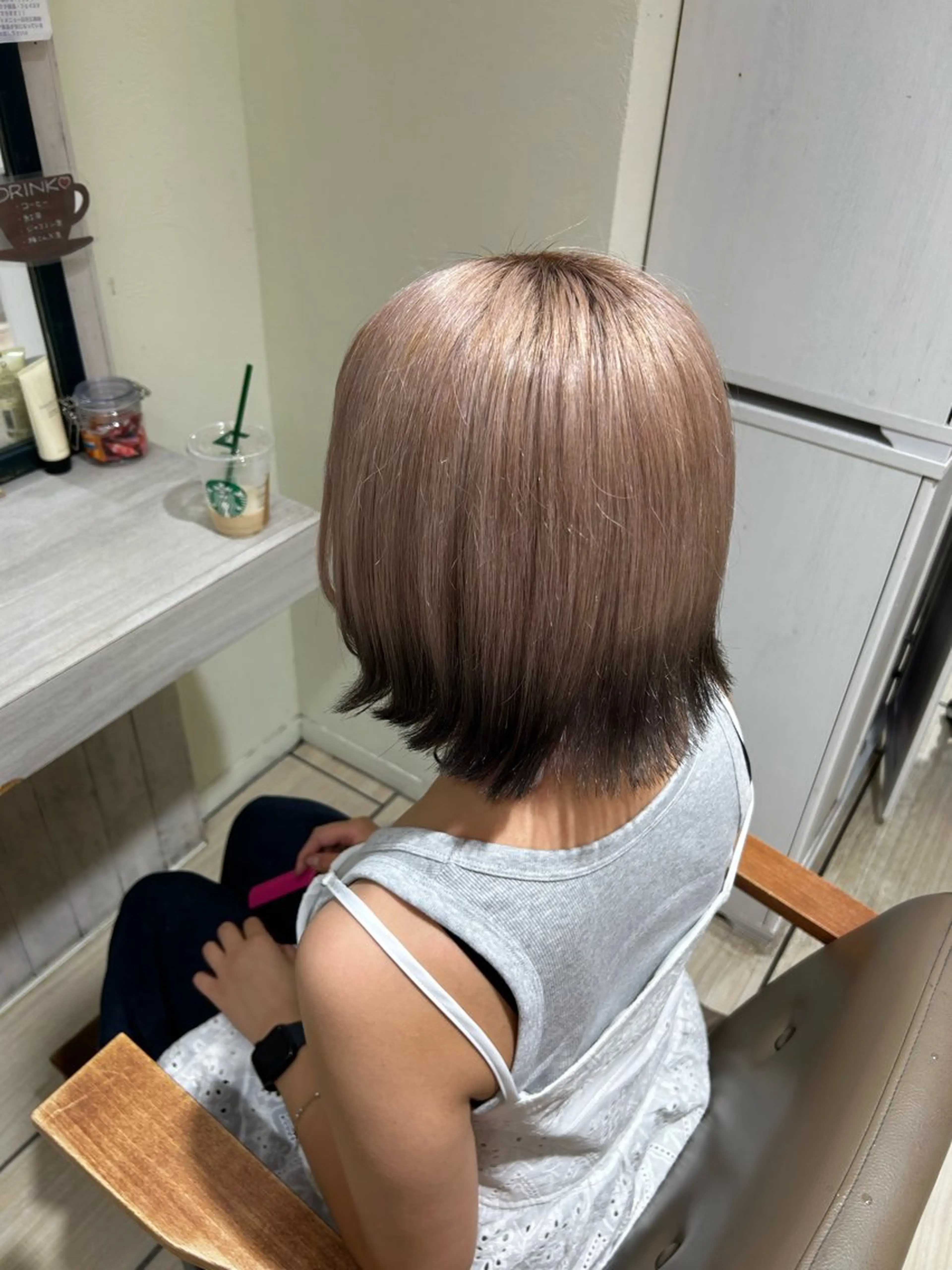 カラー ブロンド ミヤザキ ナギ🈂️のヘアスタイル