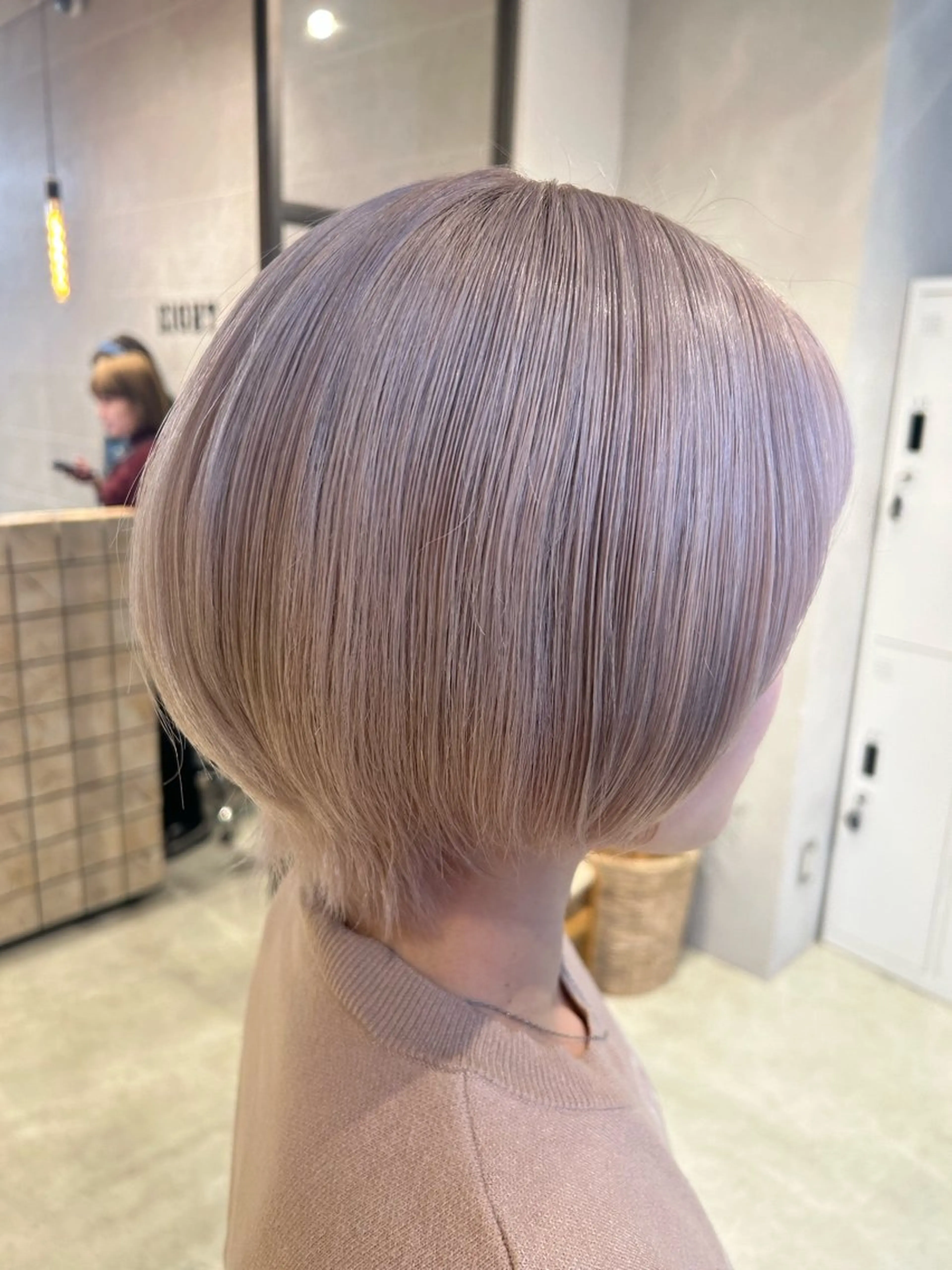 ショート カラー ボブレイヤー ベージュカラー ケアカラー 透明感カラー ダブルカラー カット ヘアカラー ピンク/ベージュ /似合わせ/田島百華のヘアスタイル