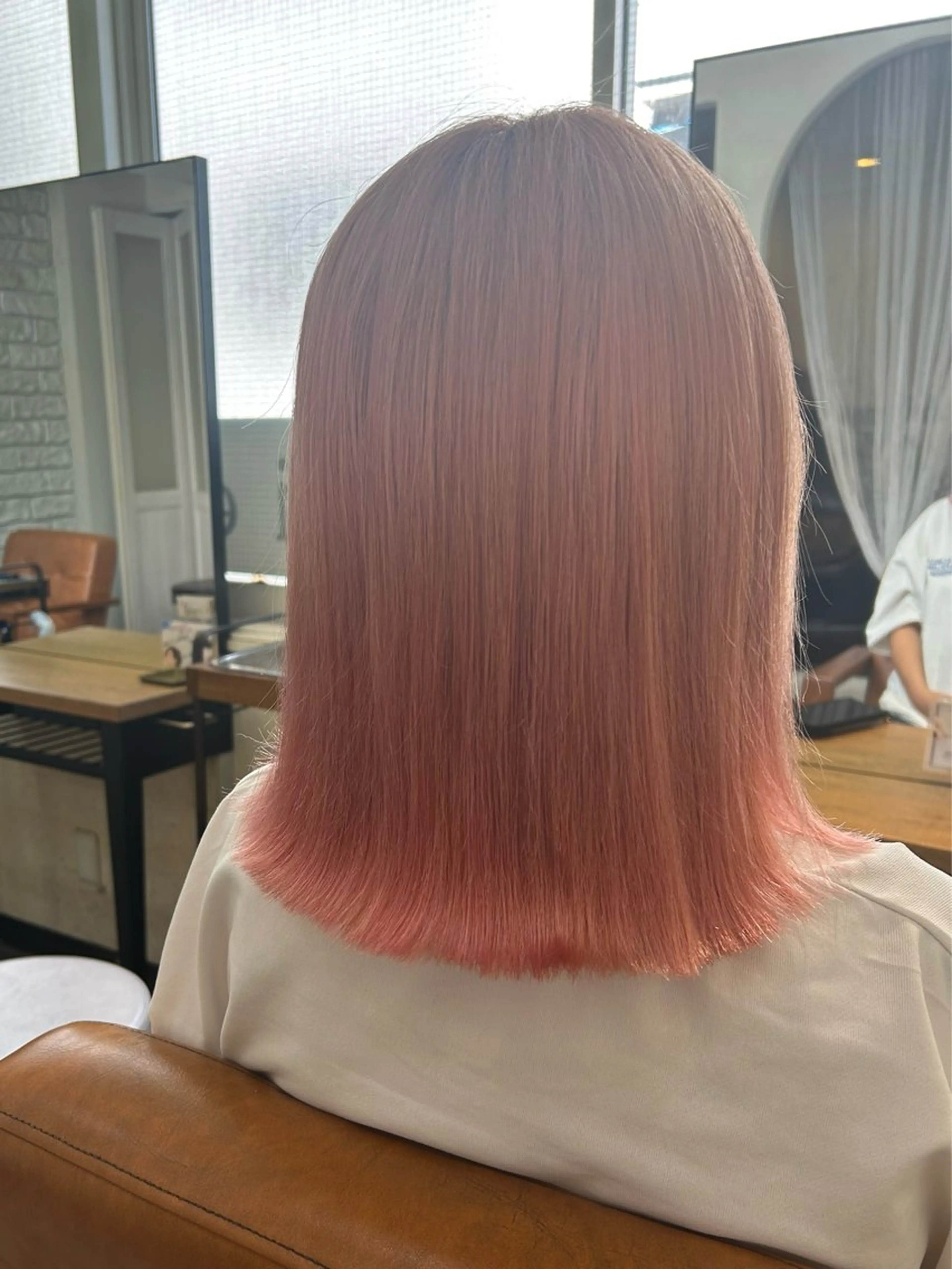 ミディアム コヤナギ ラムのヘアスタイル