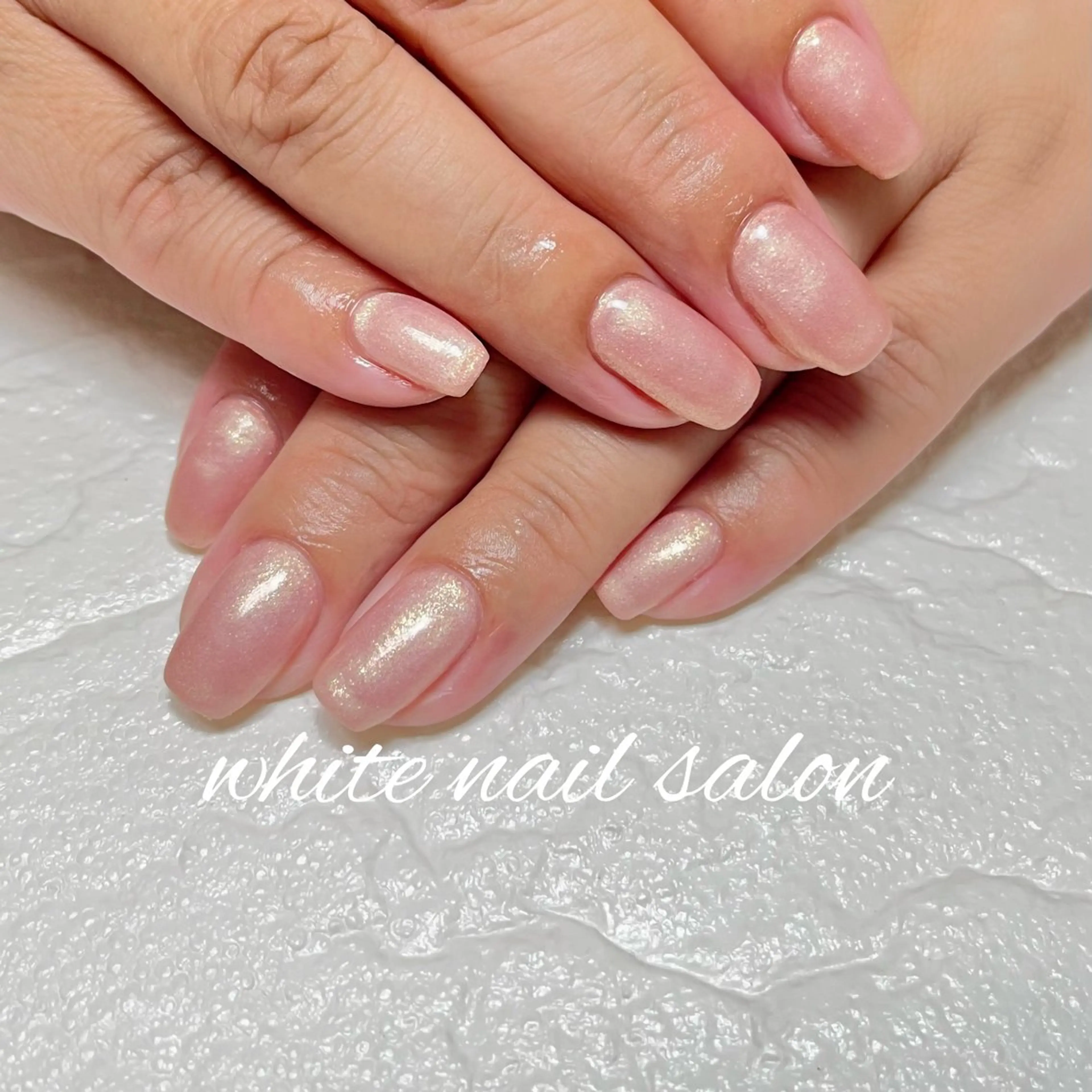 ネイル ラメ(グリッター) シンプルネイル ハンドネイル white nail salonのネイルデザイン