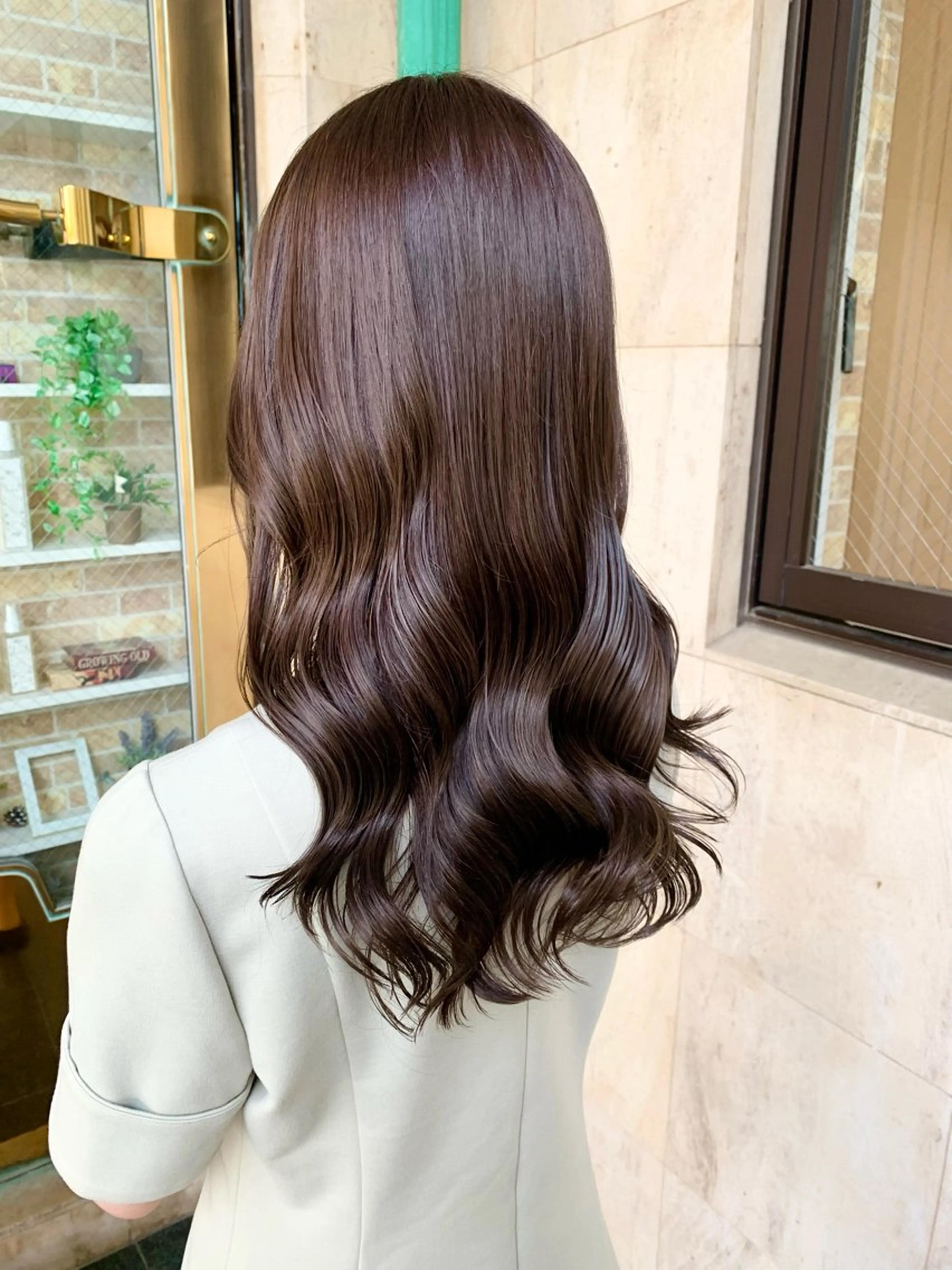 ロング カラー 切りっぱなしボブ ブリーチ ダブルカラー ハイライトカラー ブリーチなしカラー ヘアカラー トリートメント ヘッドスパ ✨艶髪✨透明感✨ 山内大樹のヘアスタイル