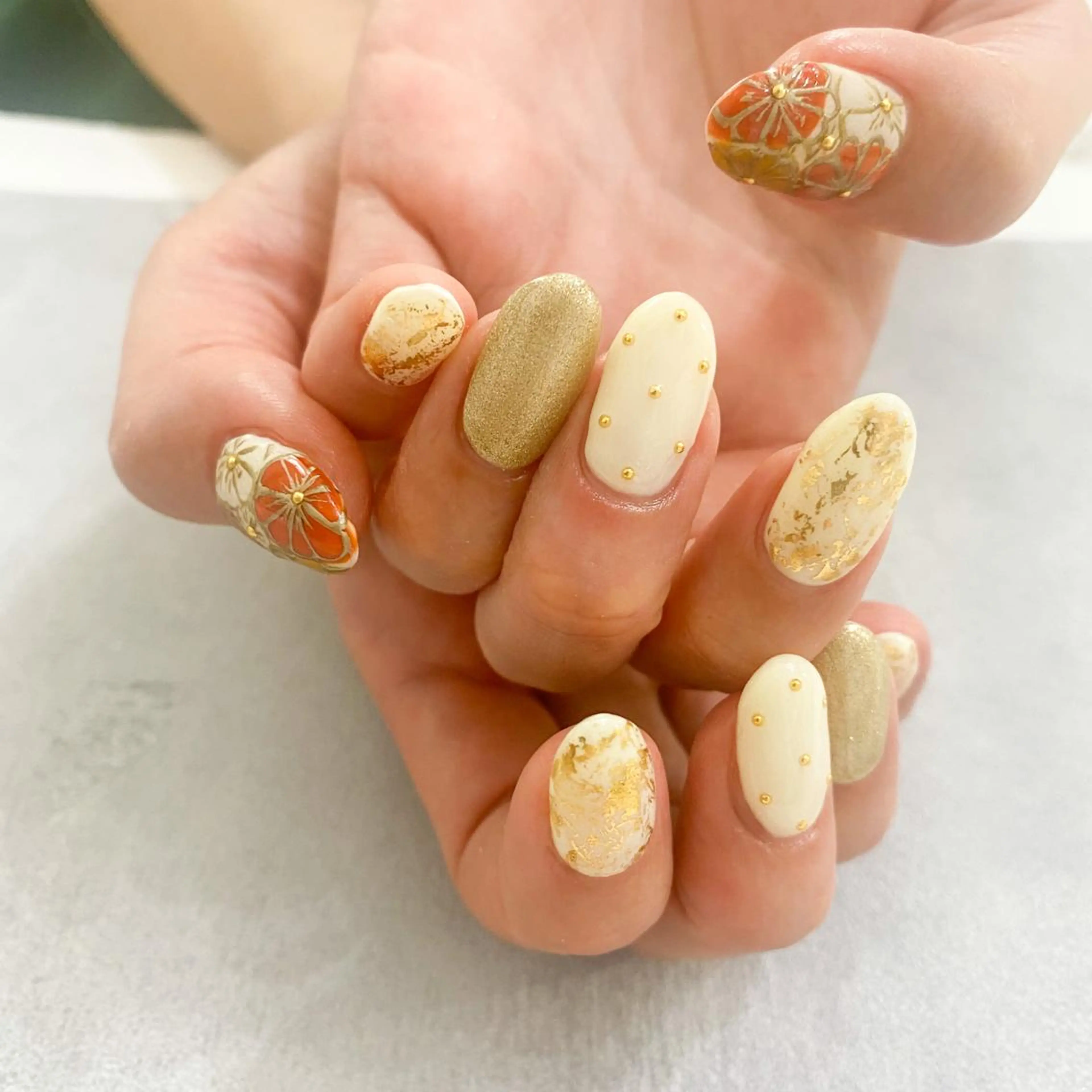 ネイル ハンドネイル ゴテゴテ💙ワンホン リオナのネイルデザイン