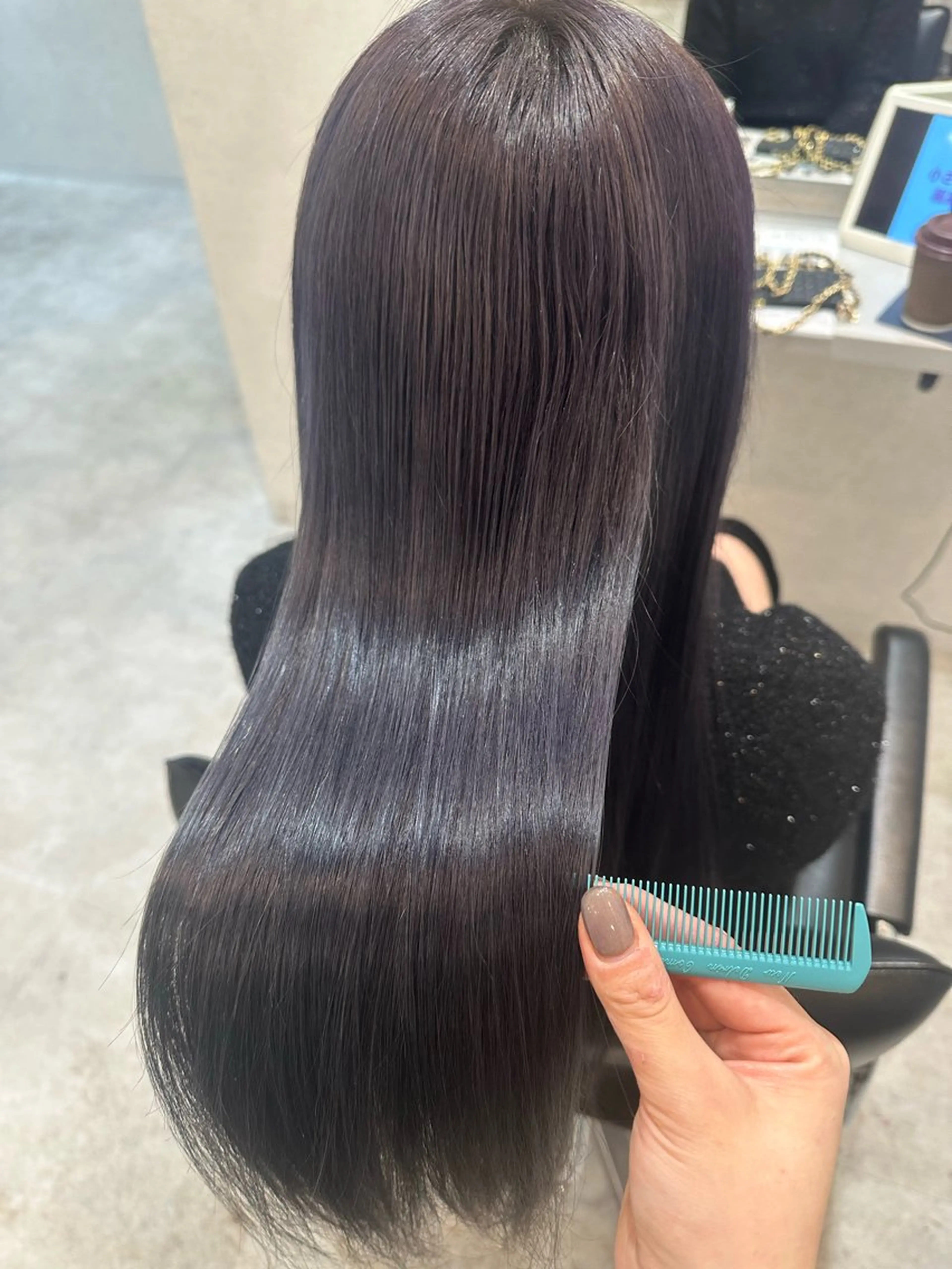 セミロング カラー 艶カラー🫧髪質改善 Bonheur辻結凪のヘアスタイル