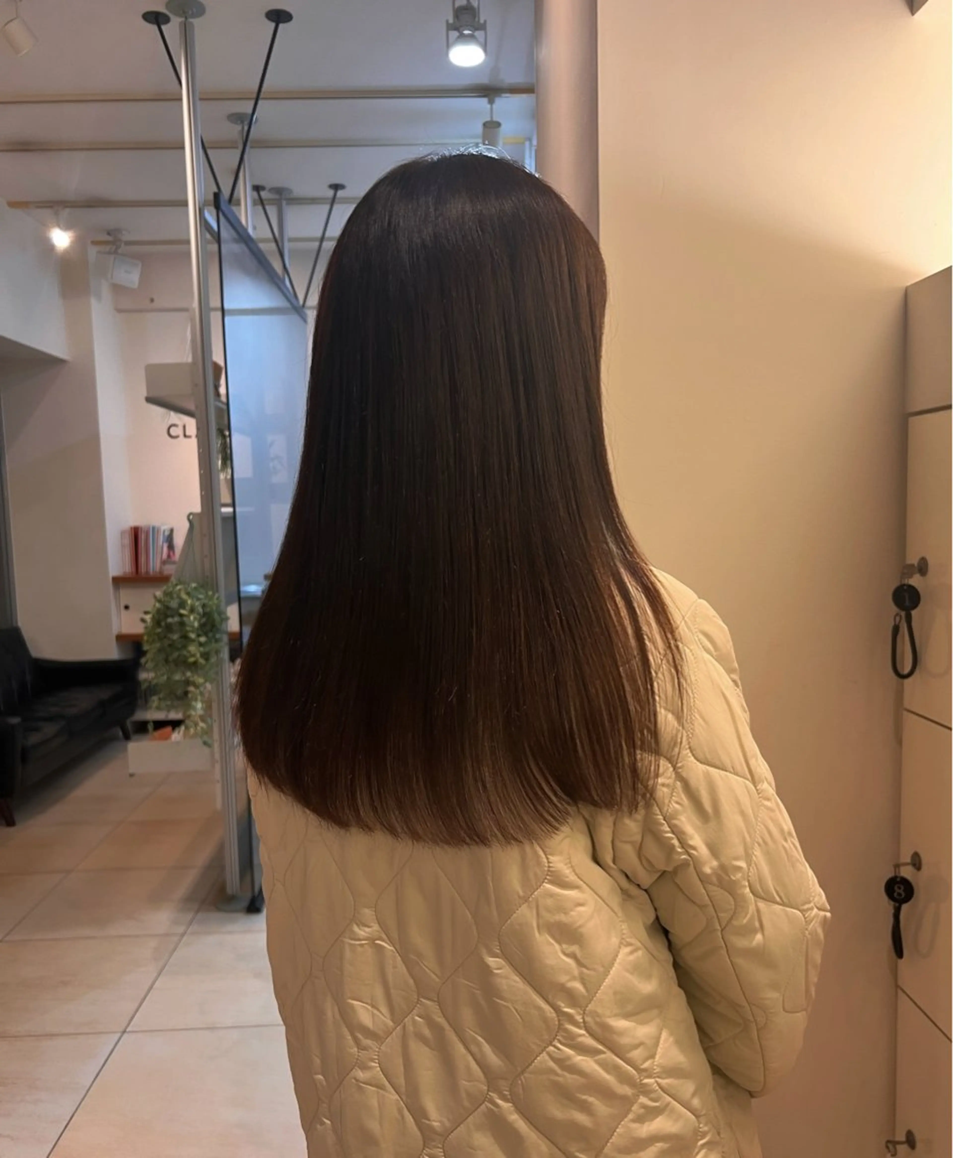 セミロング リリカ🐈‍⬛ブリー チカラー/上永谷のヘアスタイル