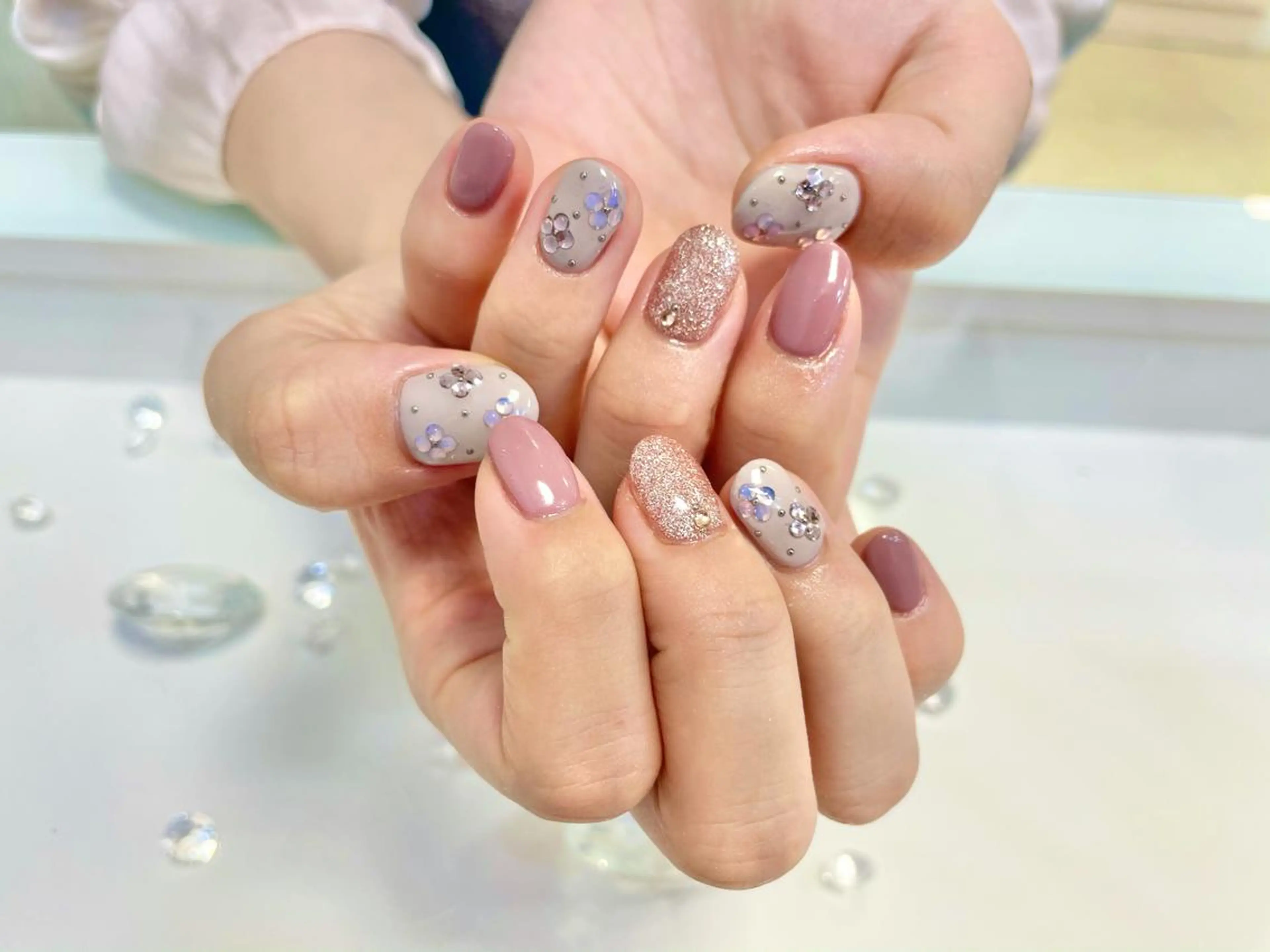 ネイル e+LUCIA NAIL関内店所属・花岡 佑紀のネイルデザイン