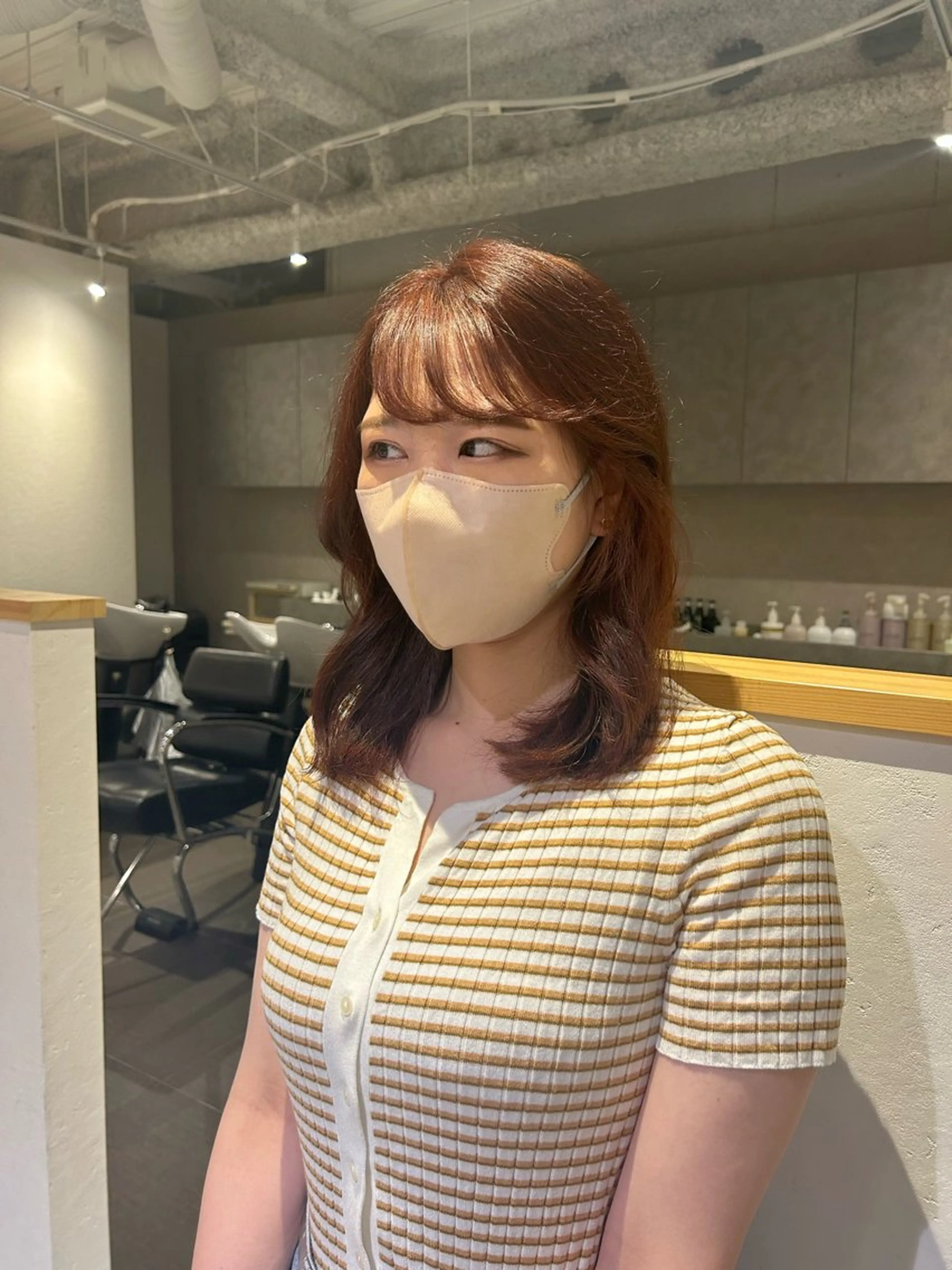 ミディアム hinano ヒナノのヘアスタイル