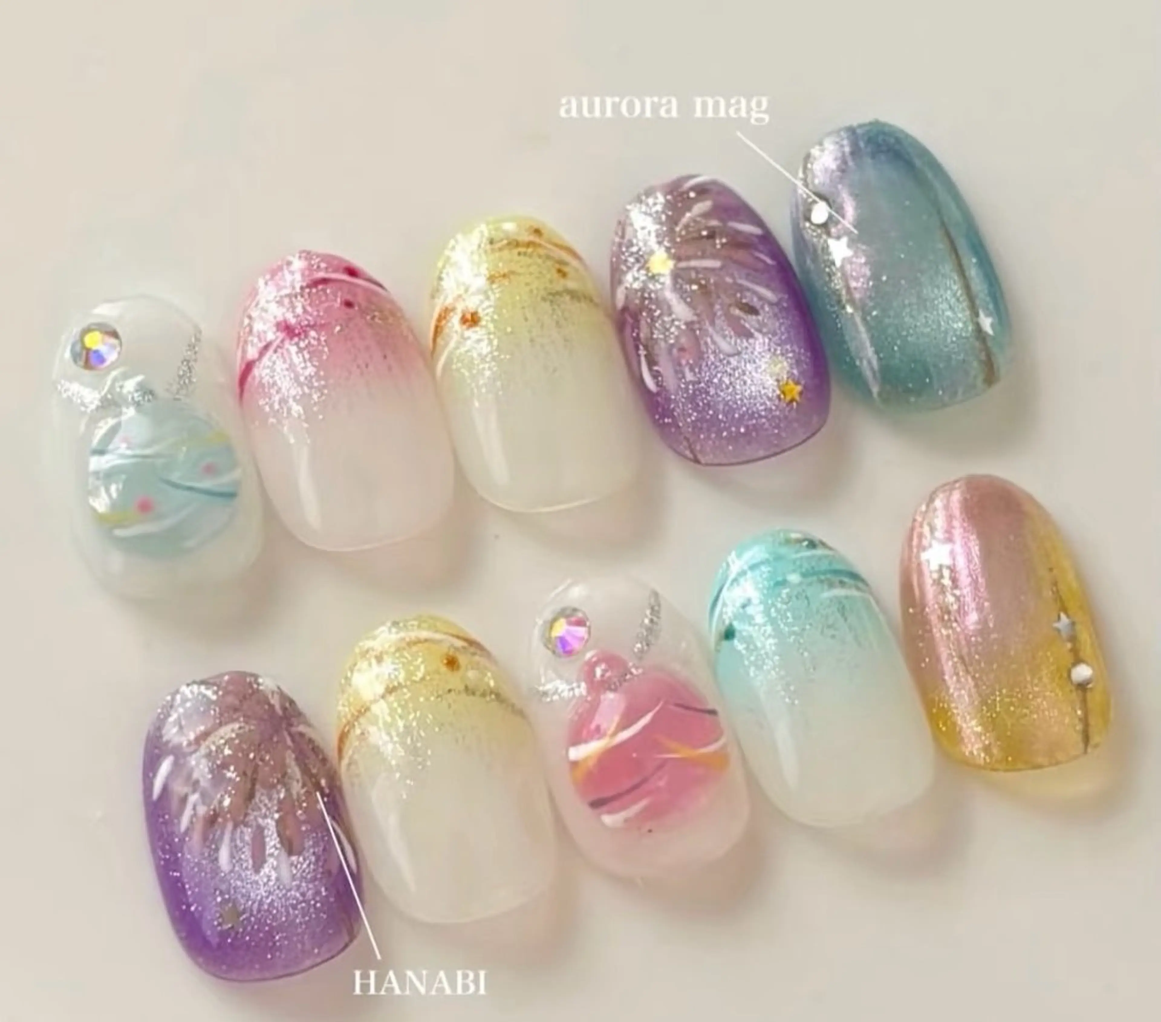 ネイル 高木 維麗絲のネイルデザイン