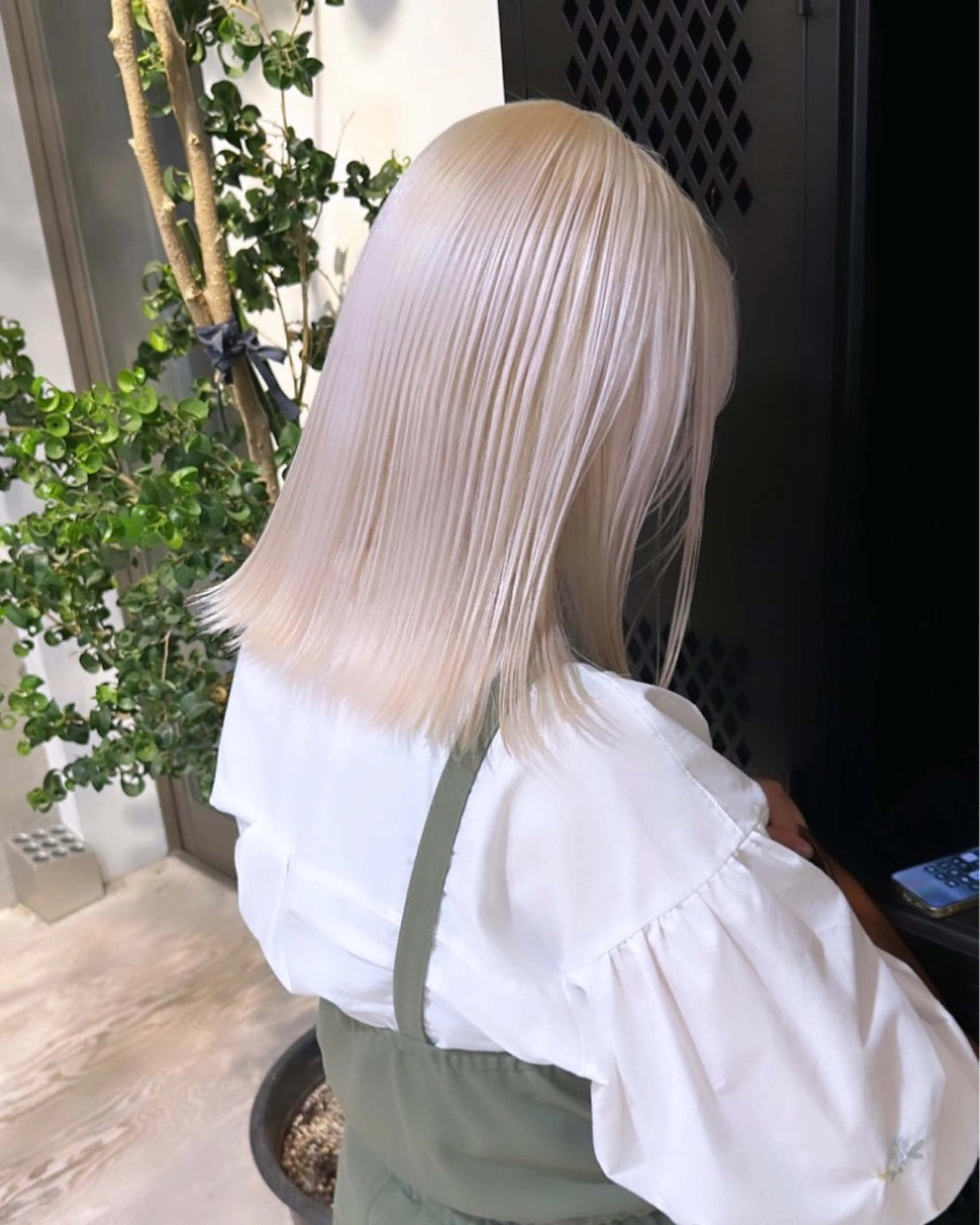 ミディアム カラー ヘアアレンジ メンズ ヘアカラー トリートメント 抜きっぱなしブロンド ササキカズマのヘアスタイル