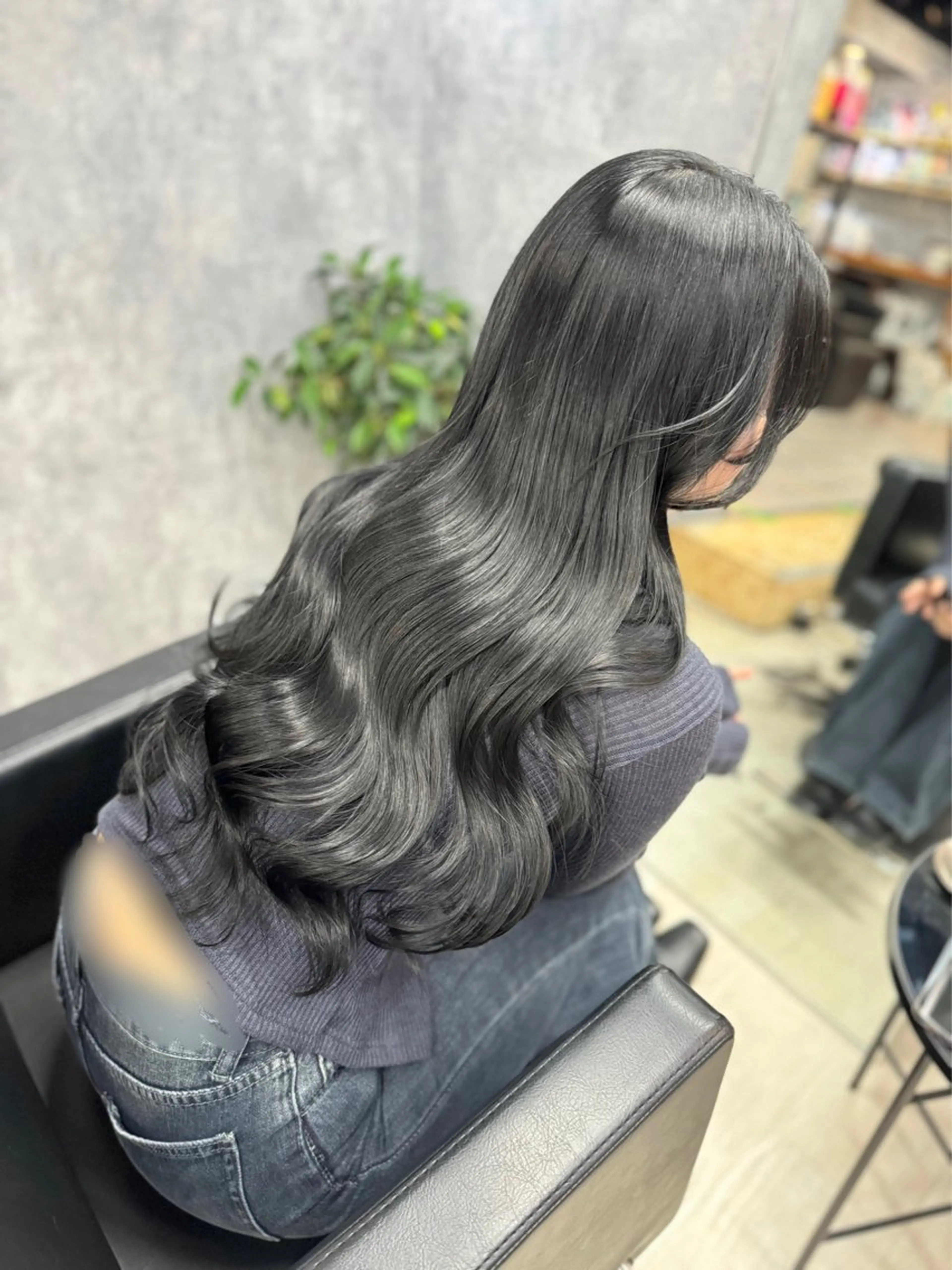 ロング カラー 黒髪 ブルーカラー ブルーブラック 韓国風ヘア 宮城 ほのかのヘアスタイル