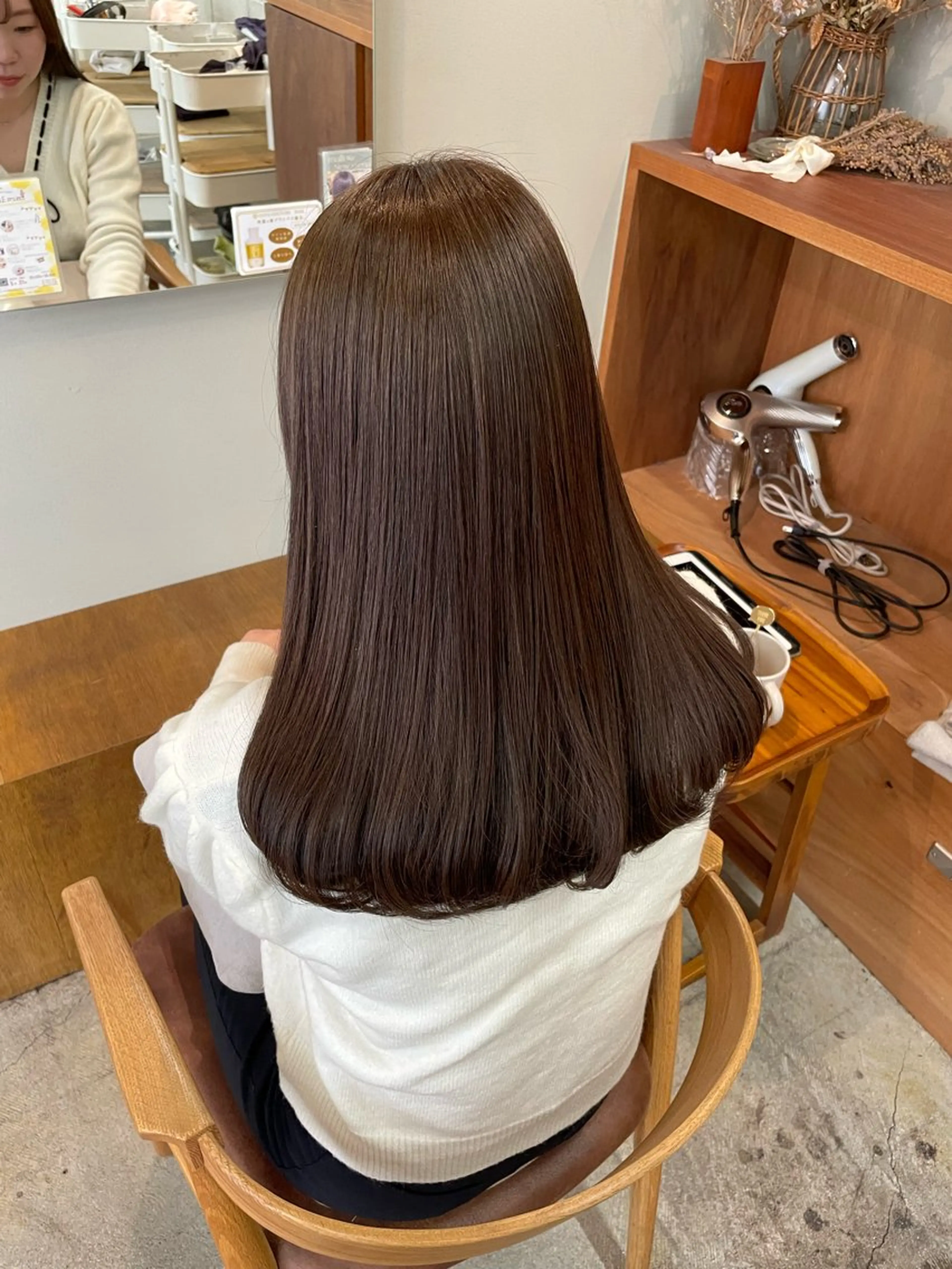 ロング カラー 山下 悠月のヘアスタイル