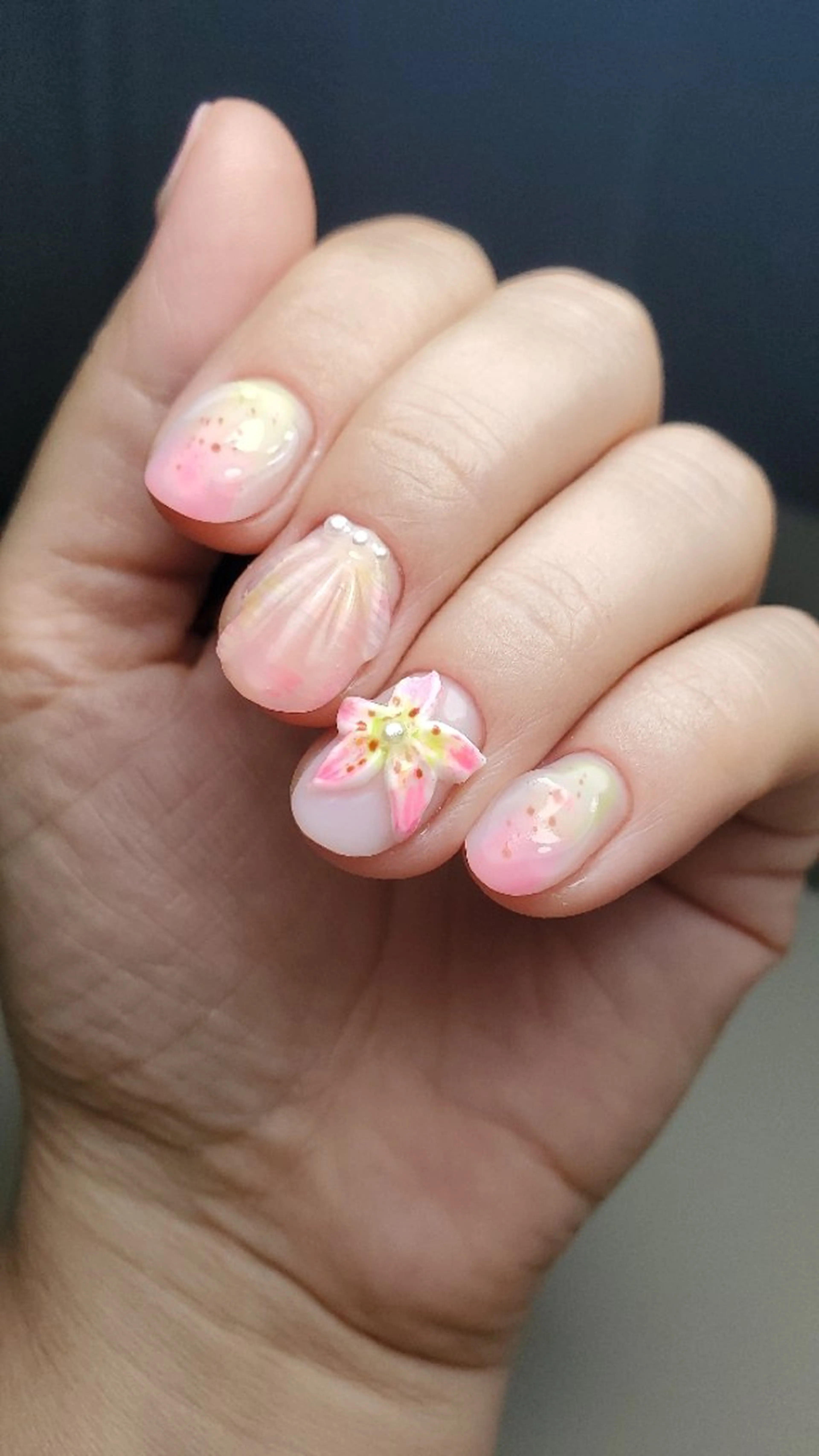 ➡️人気No.1メニュー💎パーツ付け放題💎丁寧ケア[オフ込+30分🎨you➡️ 長い爪+1.000 ¥の写真