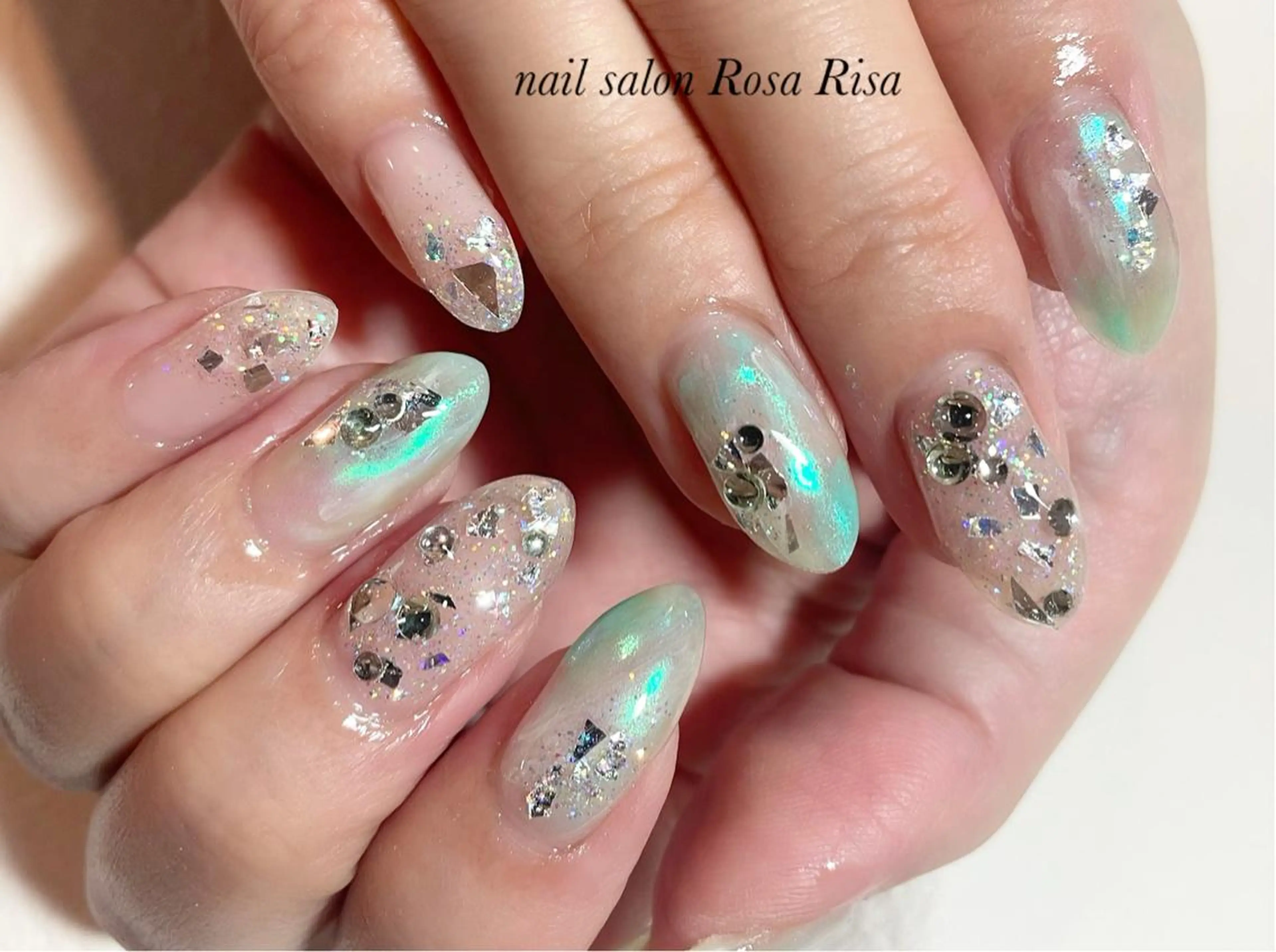 セミロング ネイル ネイルスタジオ シェイクユアハンズのネイルデザイン