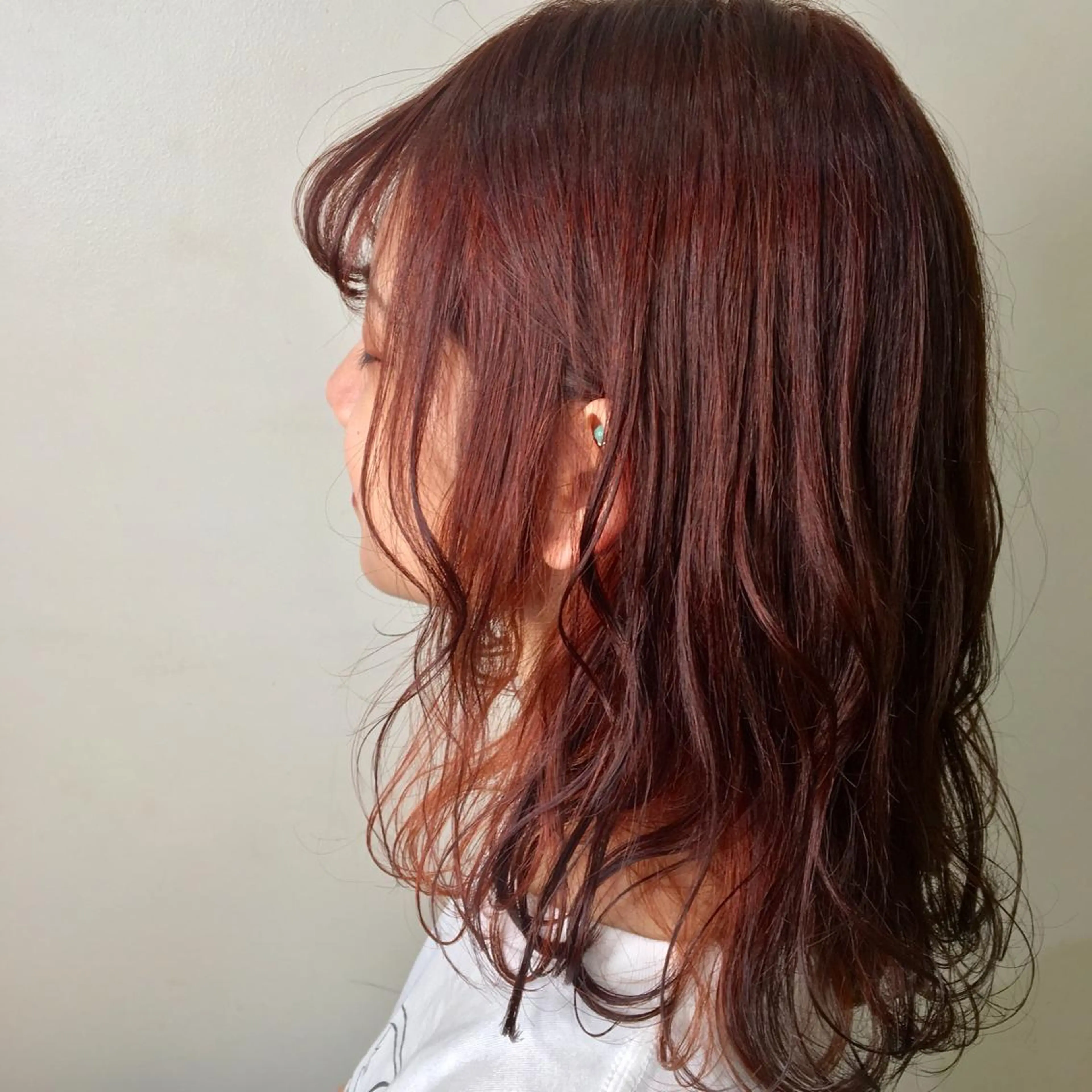 ミディアム カラー 平野 優奈のヘアスタイル