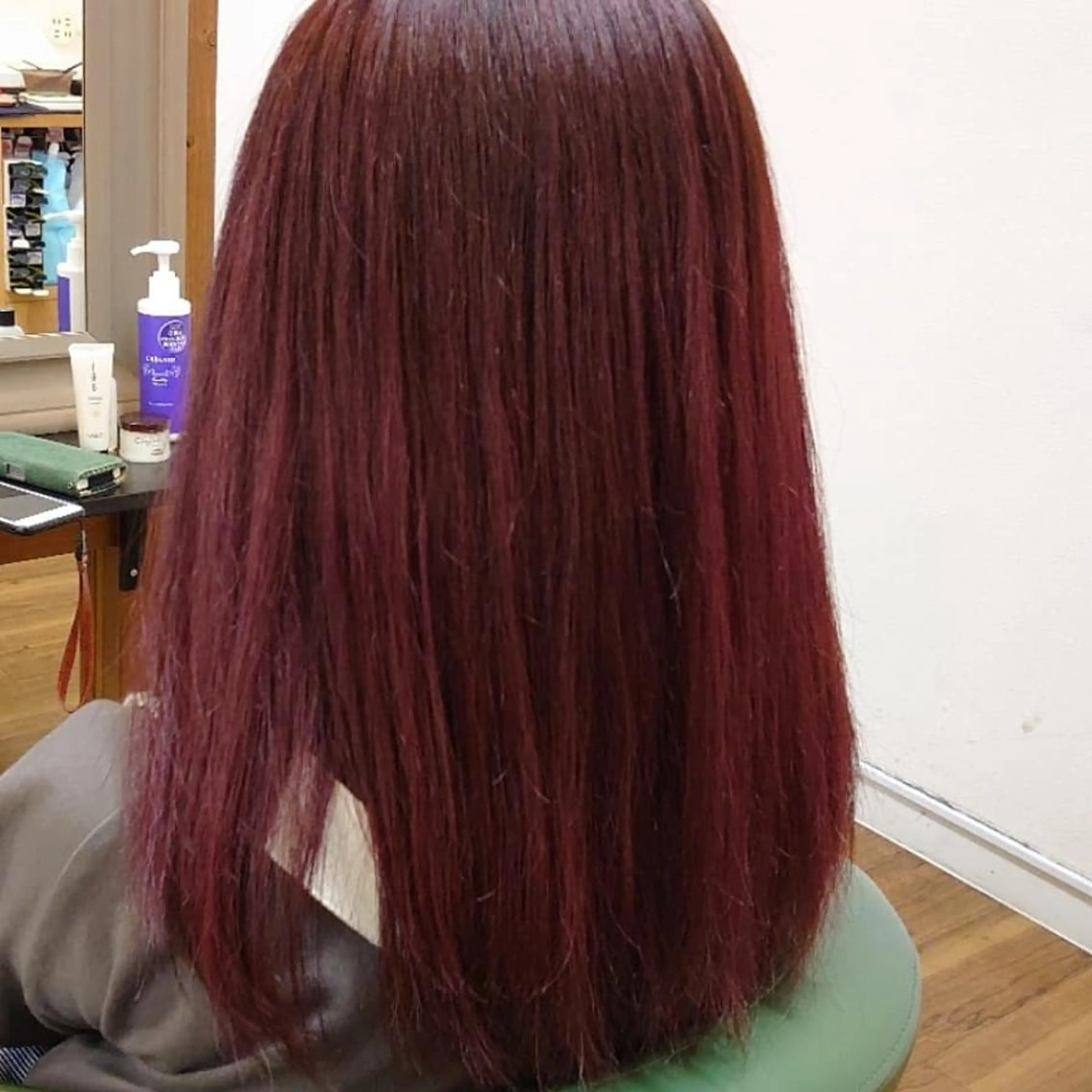 カット & 目の前で調合するオーダーメイドカラー、暖色系もOK&マイフォースカスタマイズ美髪トリートメントの写真