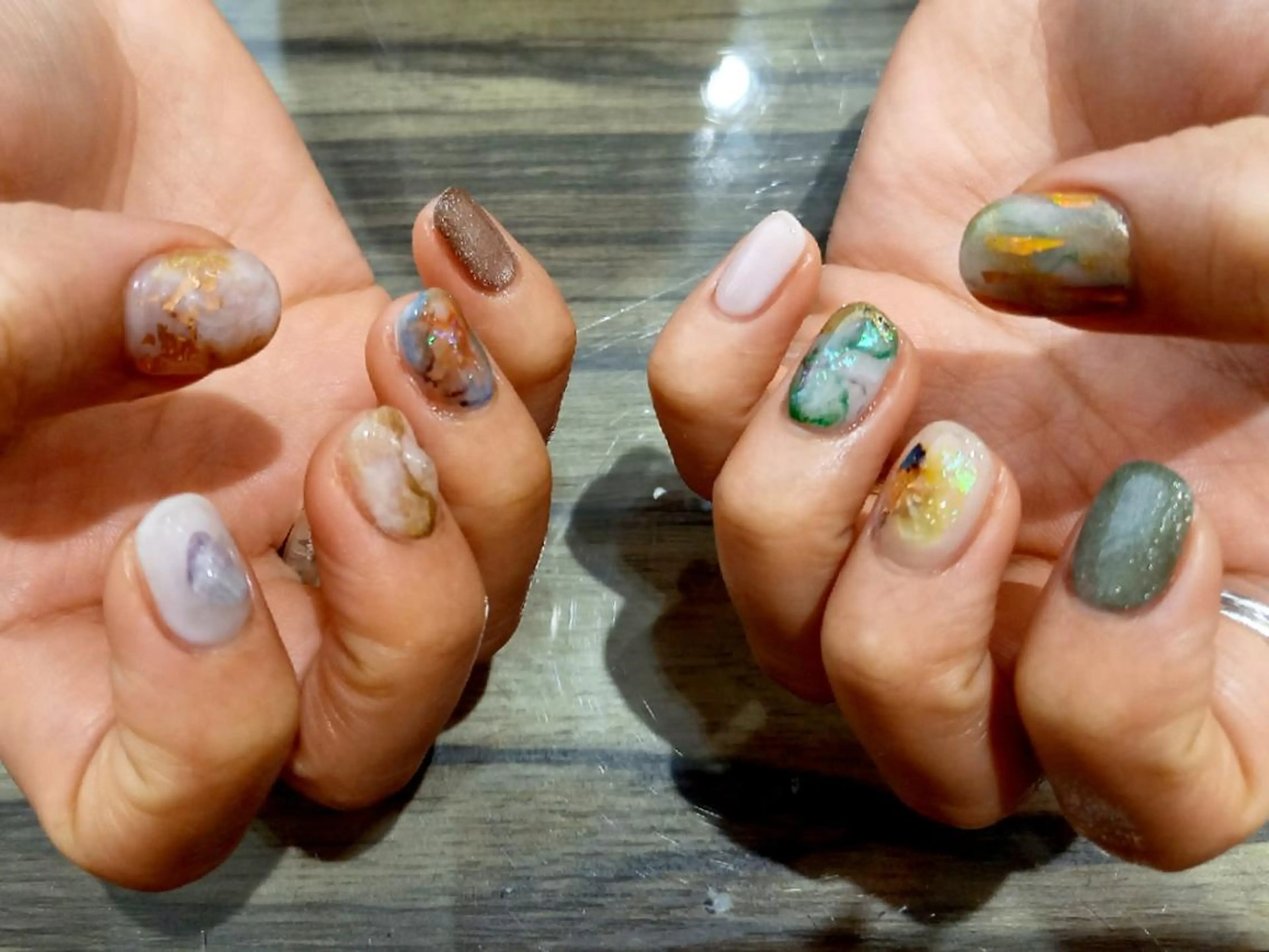 ネイル ストーンネイル ハンドネイル Progress Nailのネイルデザイン