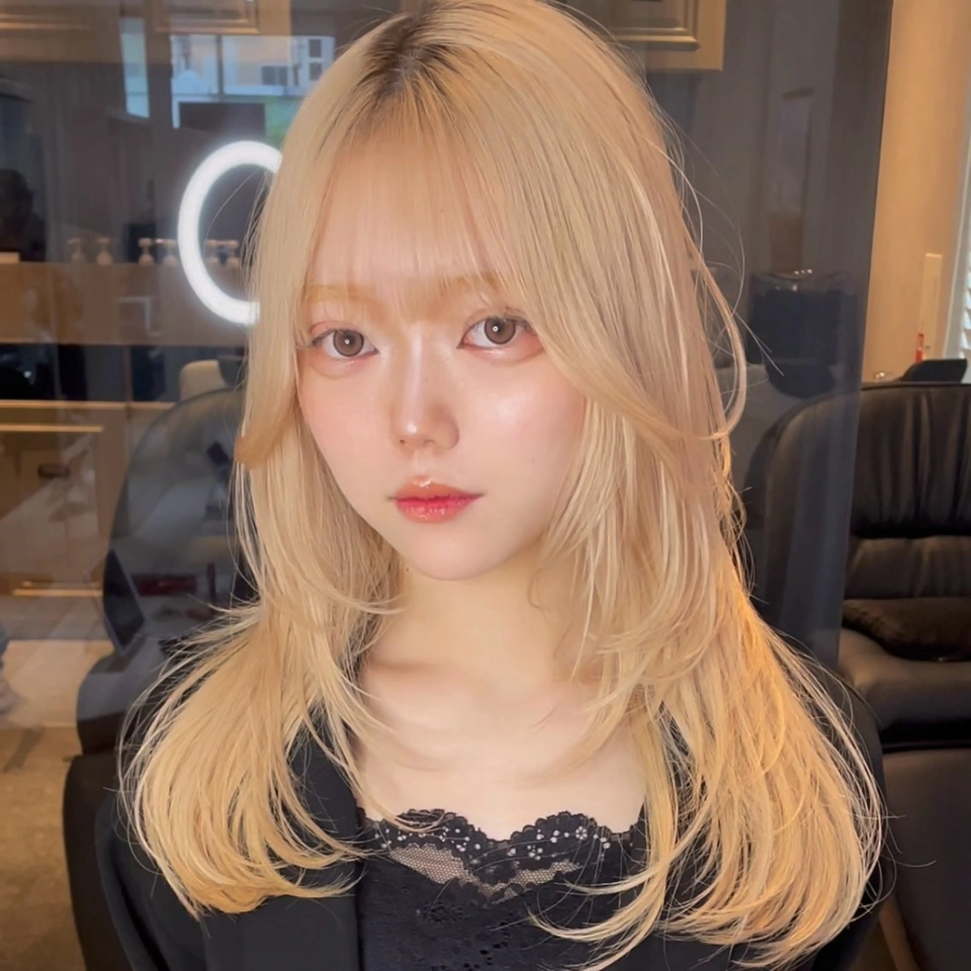 セミロング ケアカラー ハッシュカット ハイレイヤー 髪質改善 韓国風ヘア カット ヘアカラー トリートメント ヘッドスパ ヘアセット ハッシュカット🖤 レイヤー/透けカラーのヘアスタイル