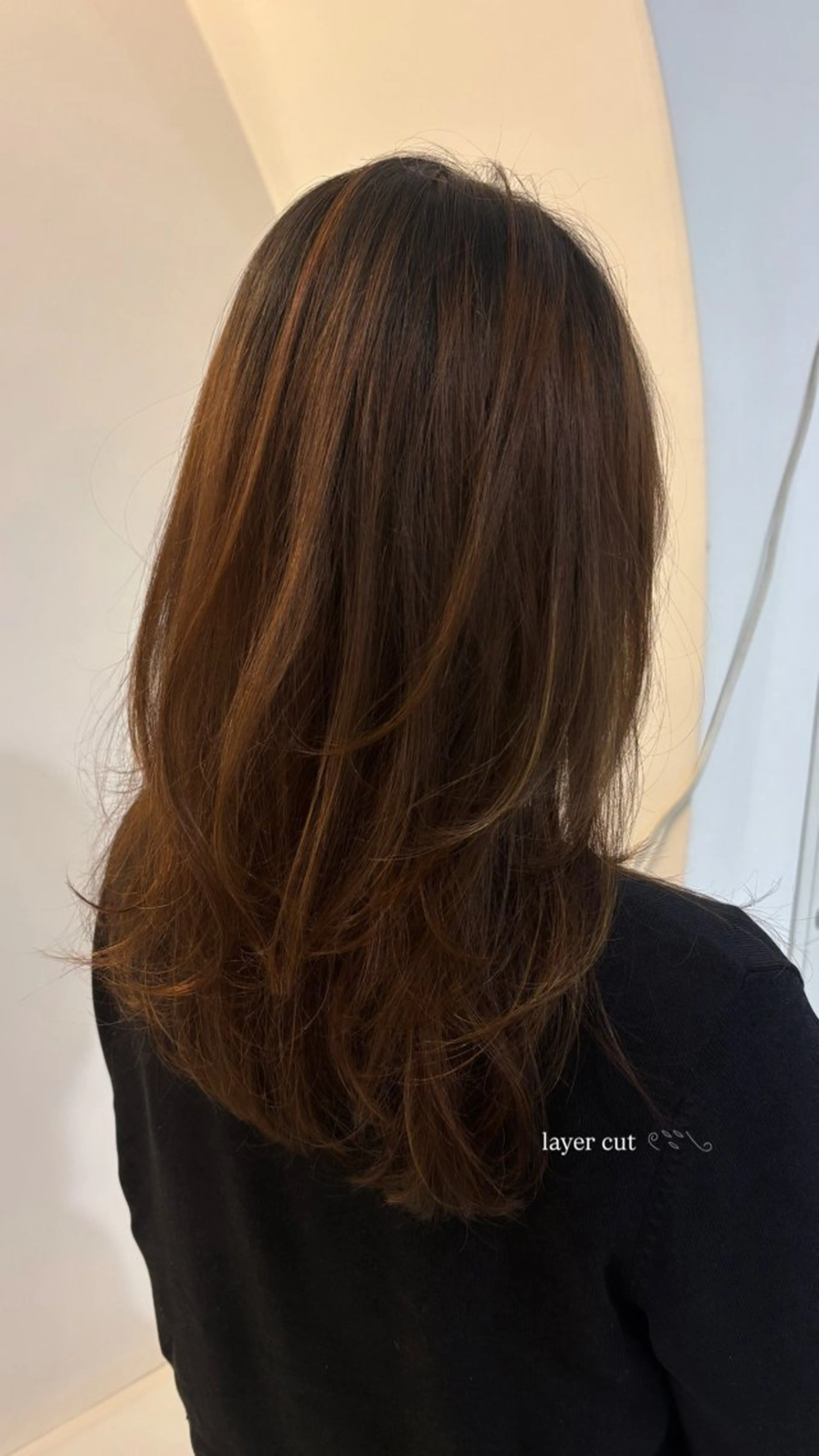 セミロング 彦坂 柚羽のヘアスタイル