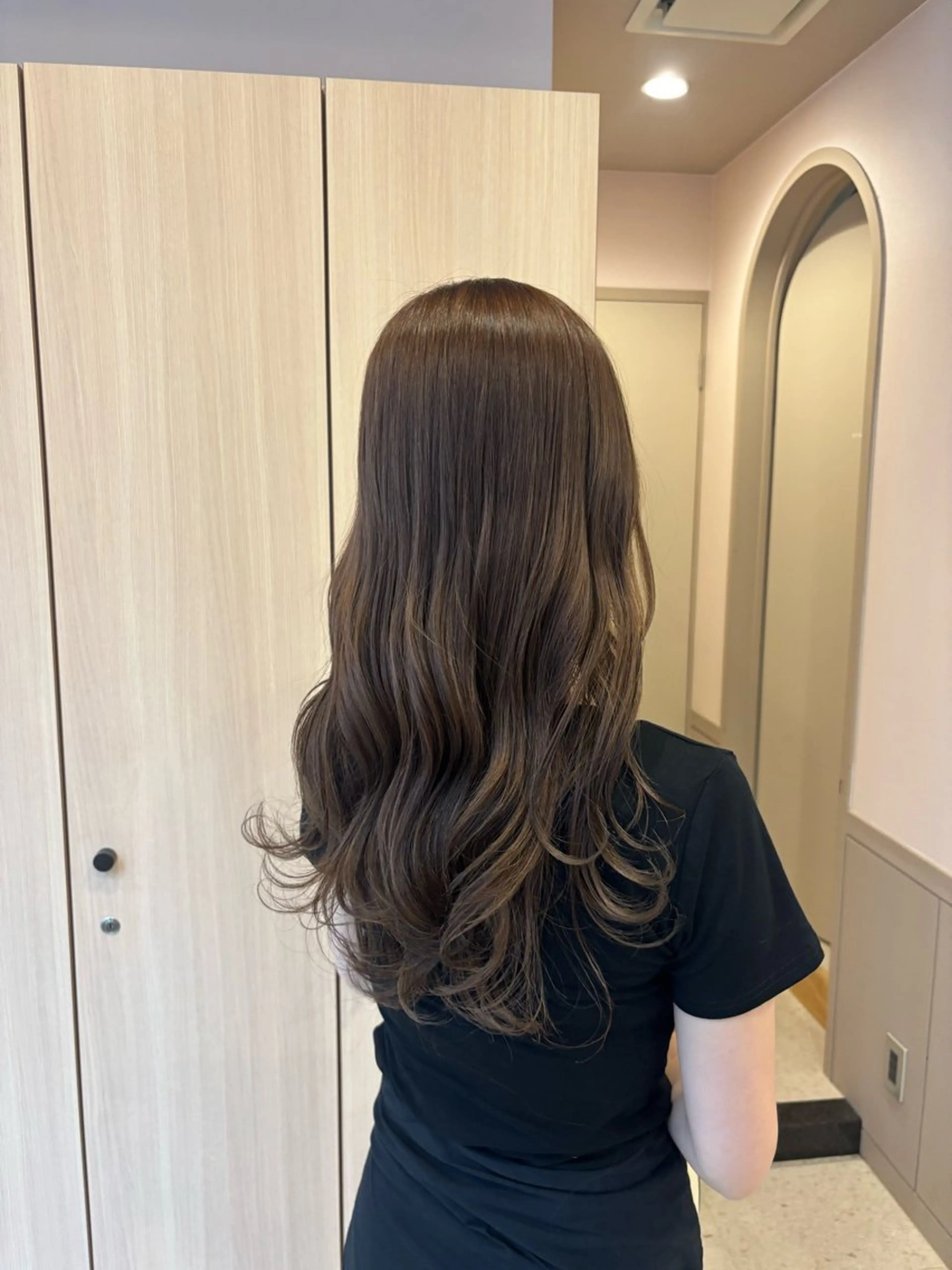 ロング カラー 透明感カラー rio .のヘアスタイル