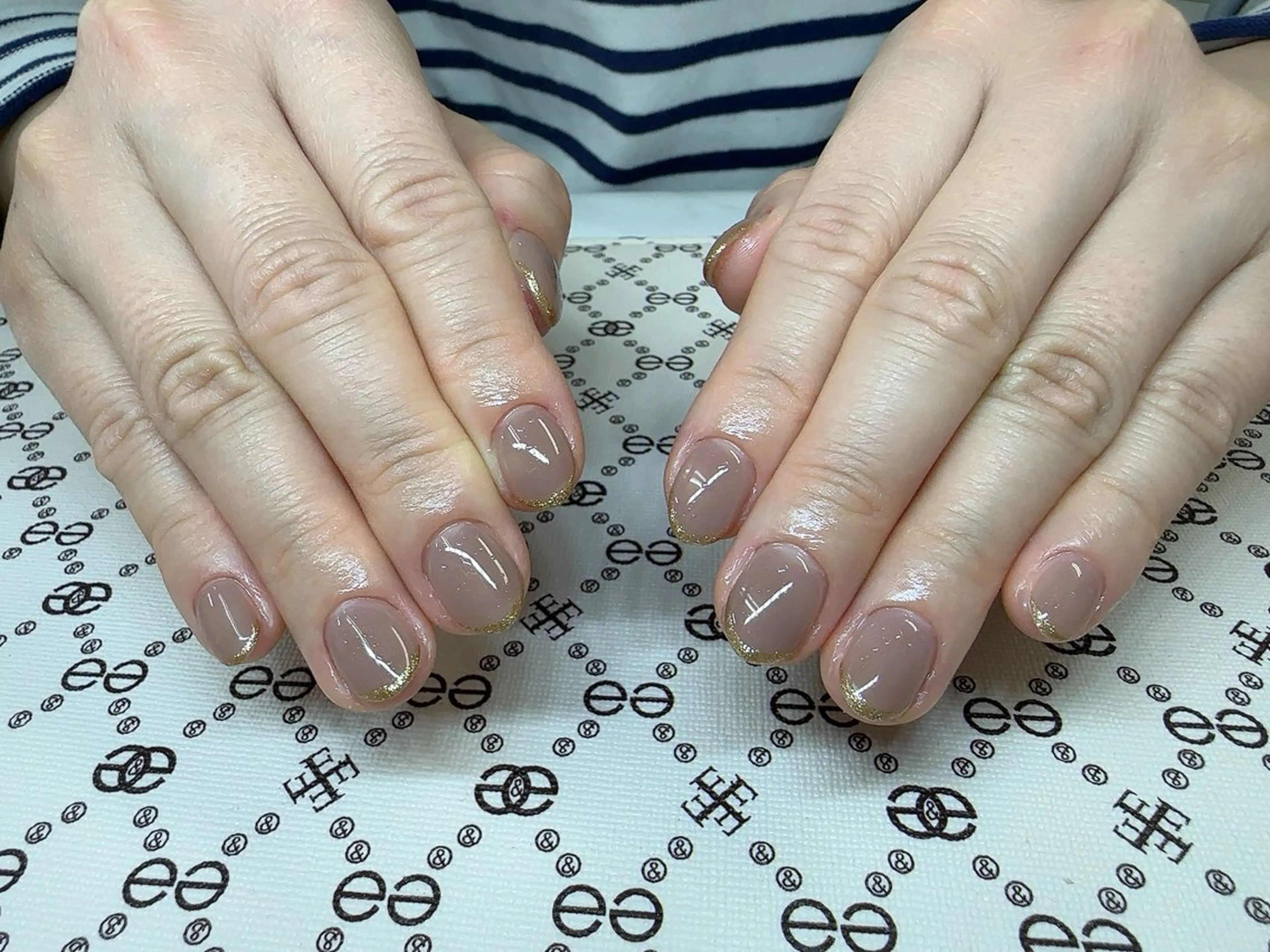 ネイル ハンドネイル VIVIAN リサのネイルデザイン