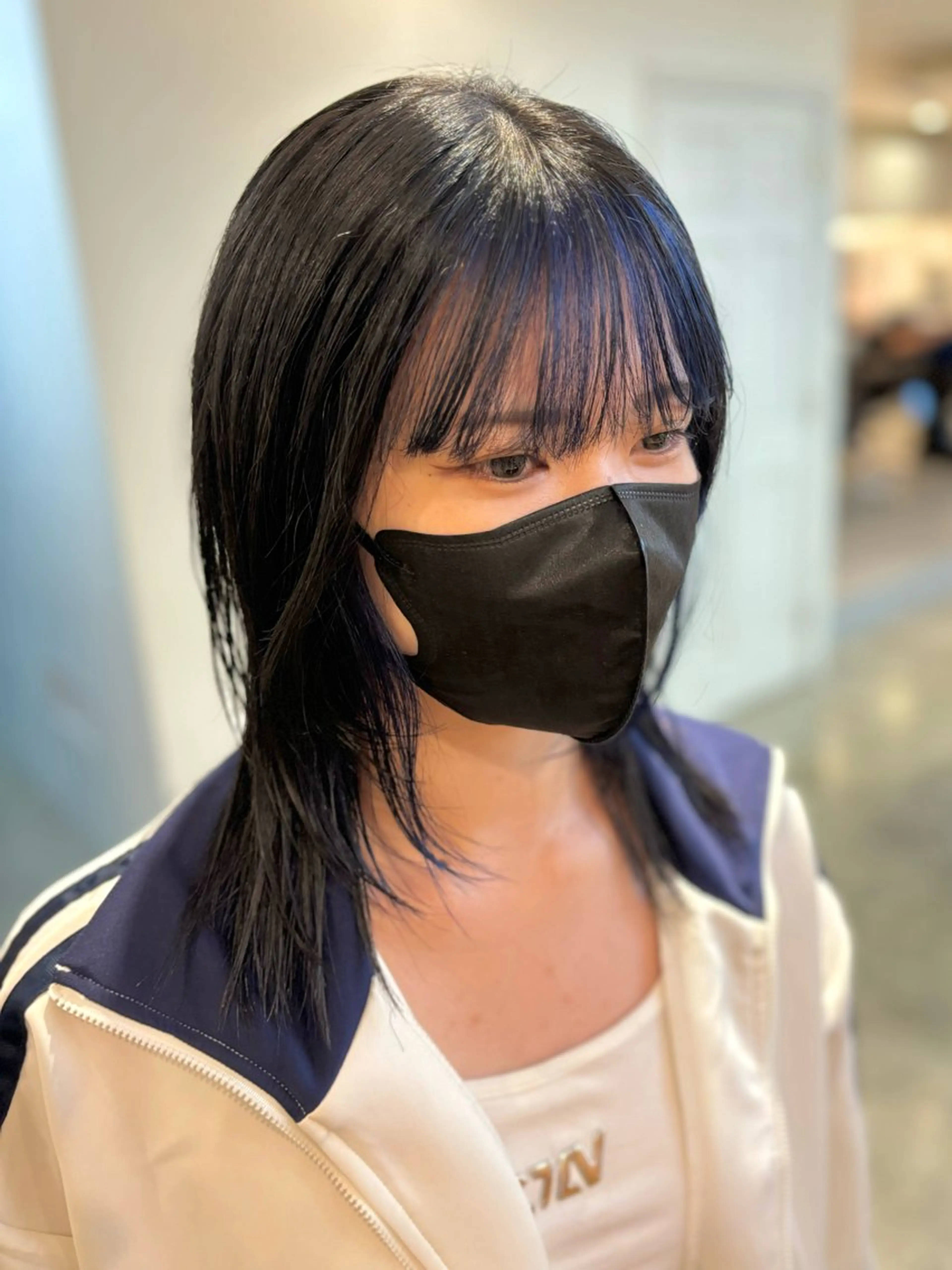 ミディアム レイヤーカット ウルフカット カット ヘアカラー ☁️RIKA☁️ @ri2_____bのヘアスタイル