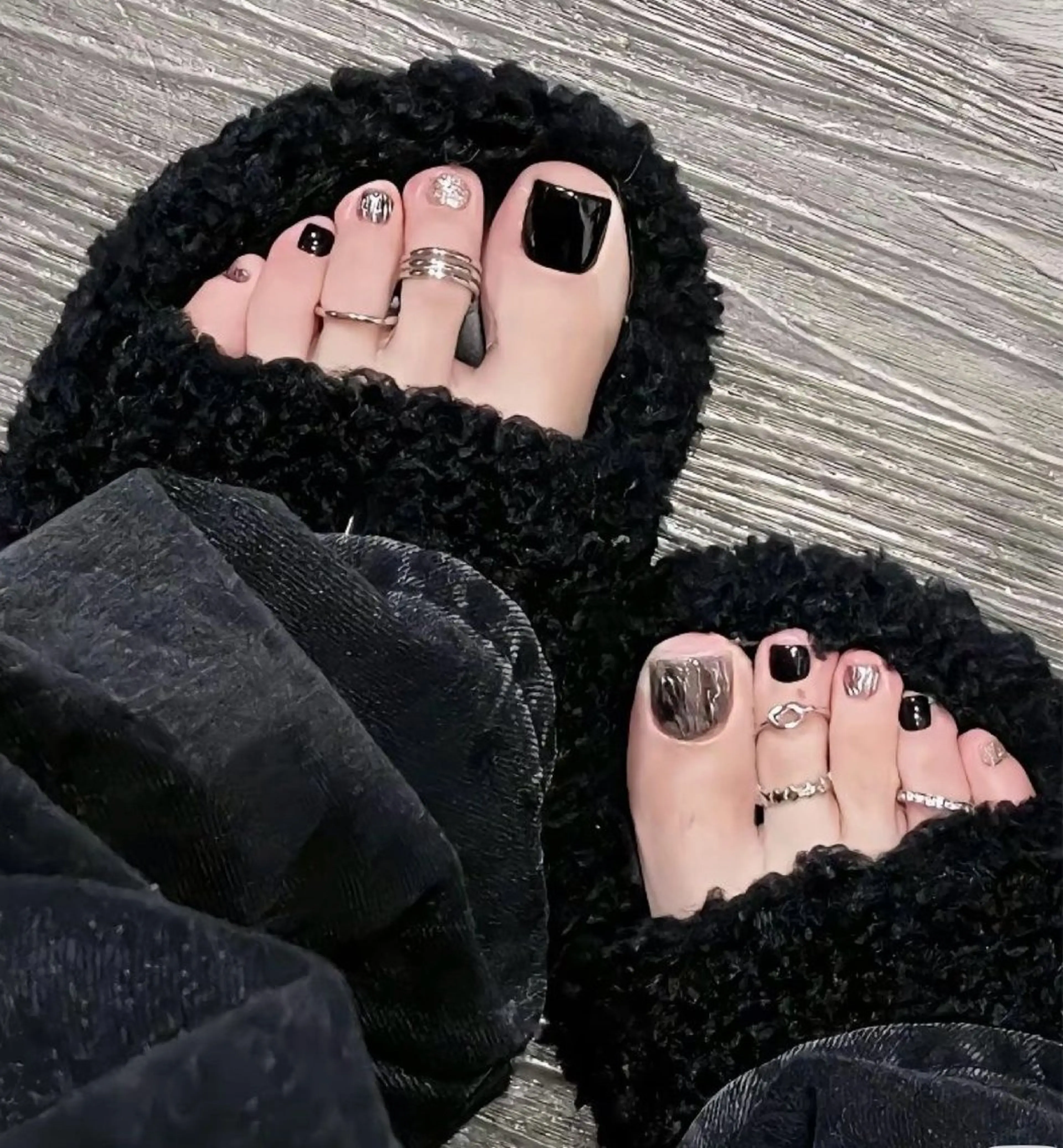 ネイル チークネイル フットネイル グラデーション 韓国ネイル 持ち込み Kawaii Nail Salon所属・YURI NAIL NARITAのネイルデザイン