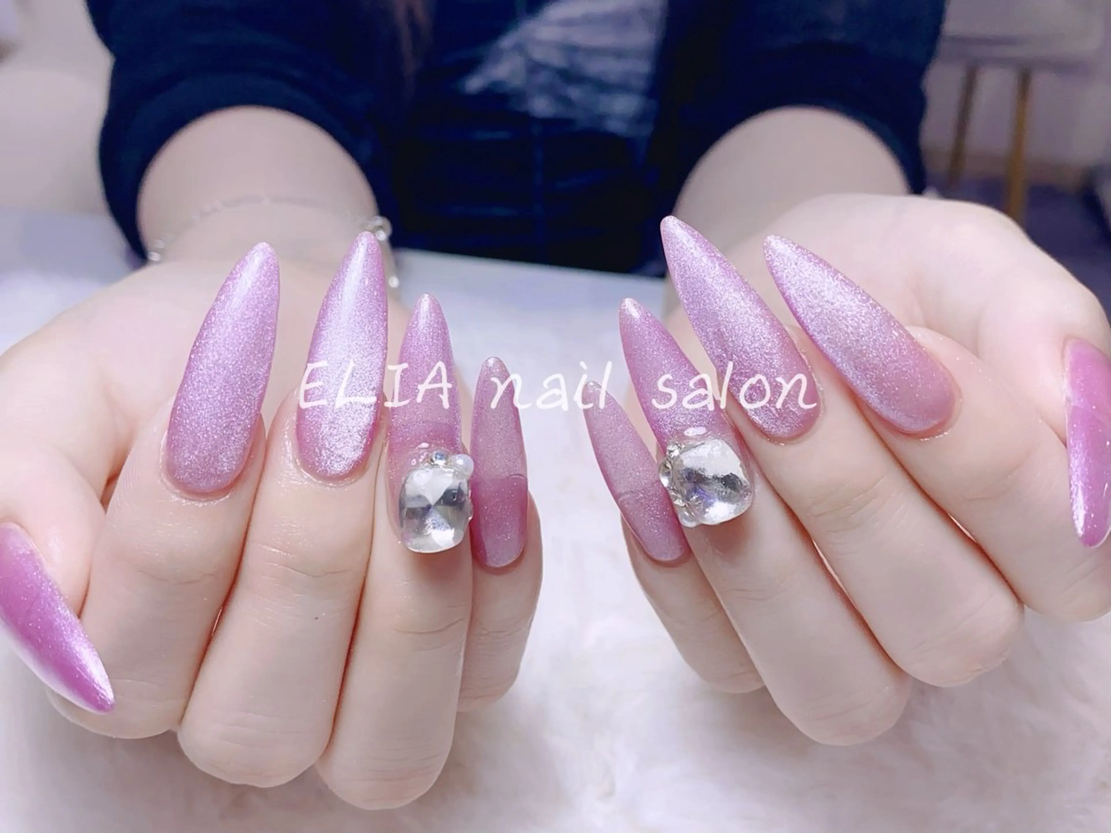 ソフトジェルオフ無料❤️チップスカルプマグネットネイルの写真