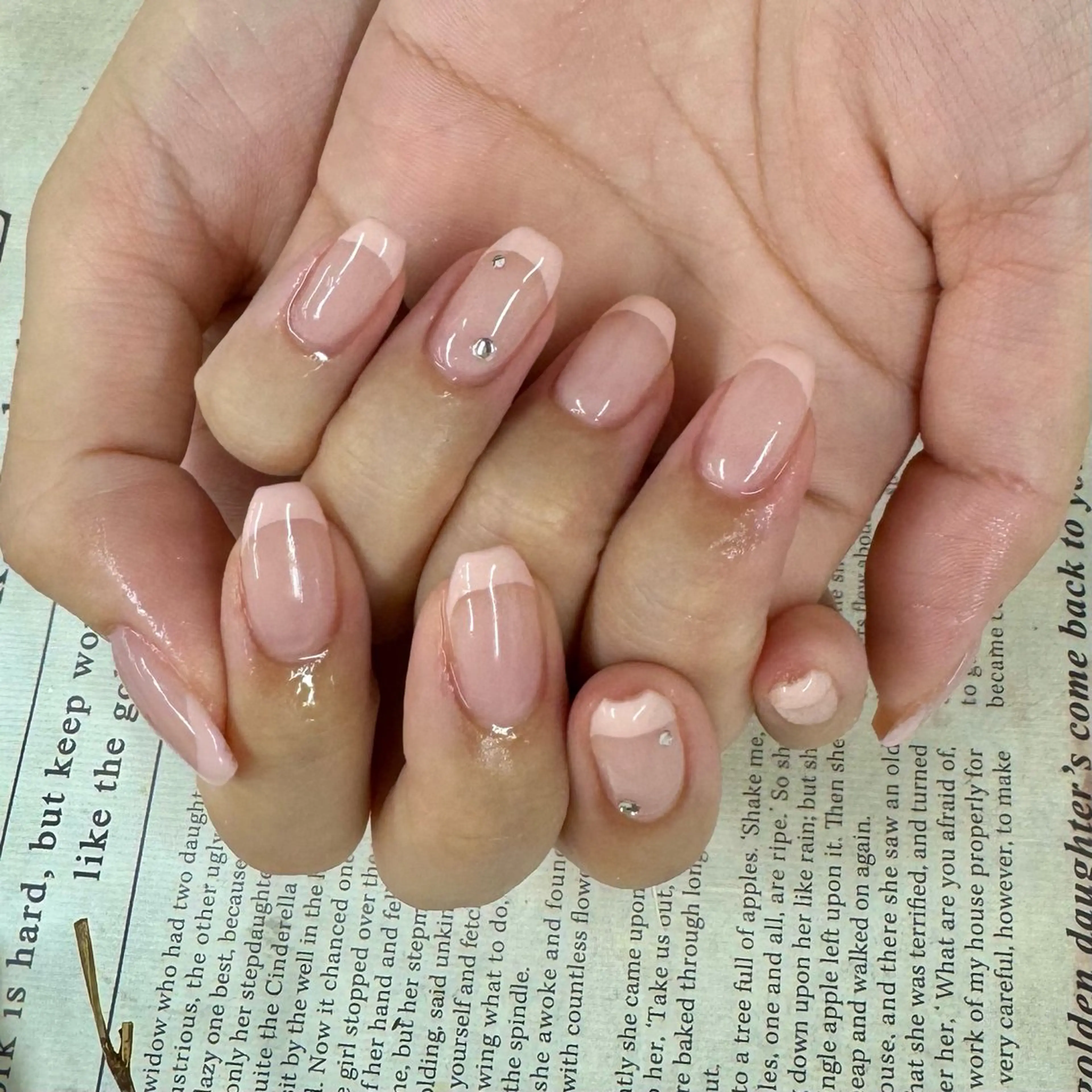 ネイル ストーンネイル ハンドネイル Basic町田本店 aibiのネイルデザイン