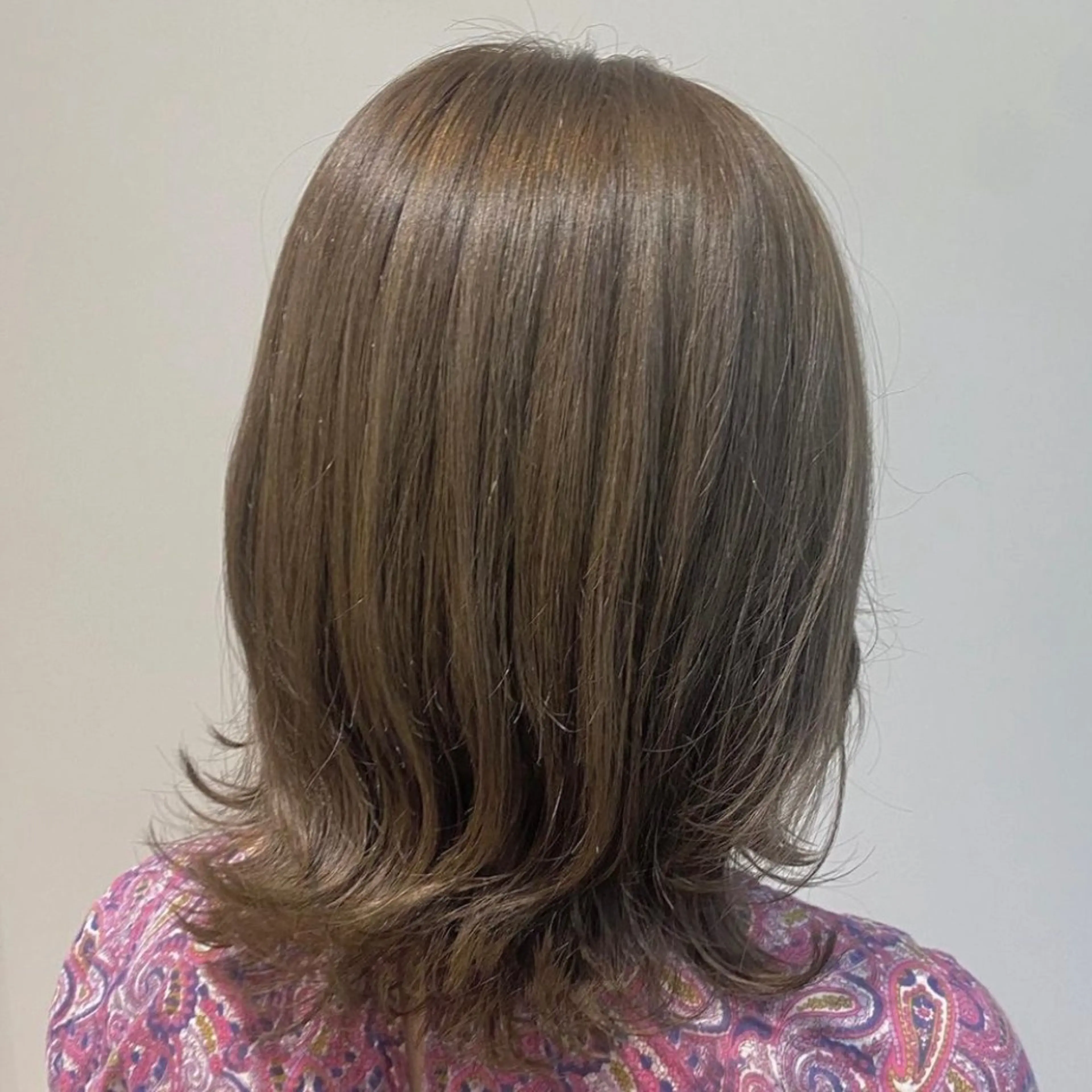 ミディアム カラー ベージュカラー オリーブベージュ カット ヘアカラー 透明感カラー/韓国 ヘア🩶yuri🩵のヘアスタイル