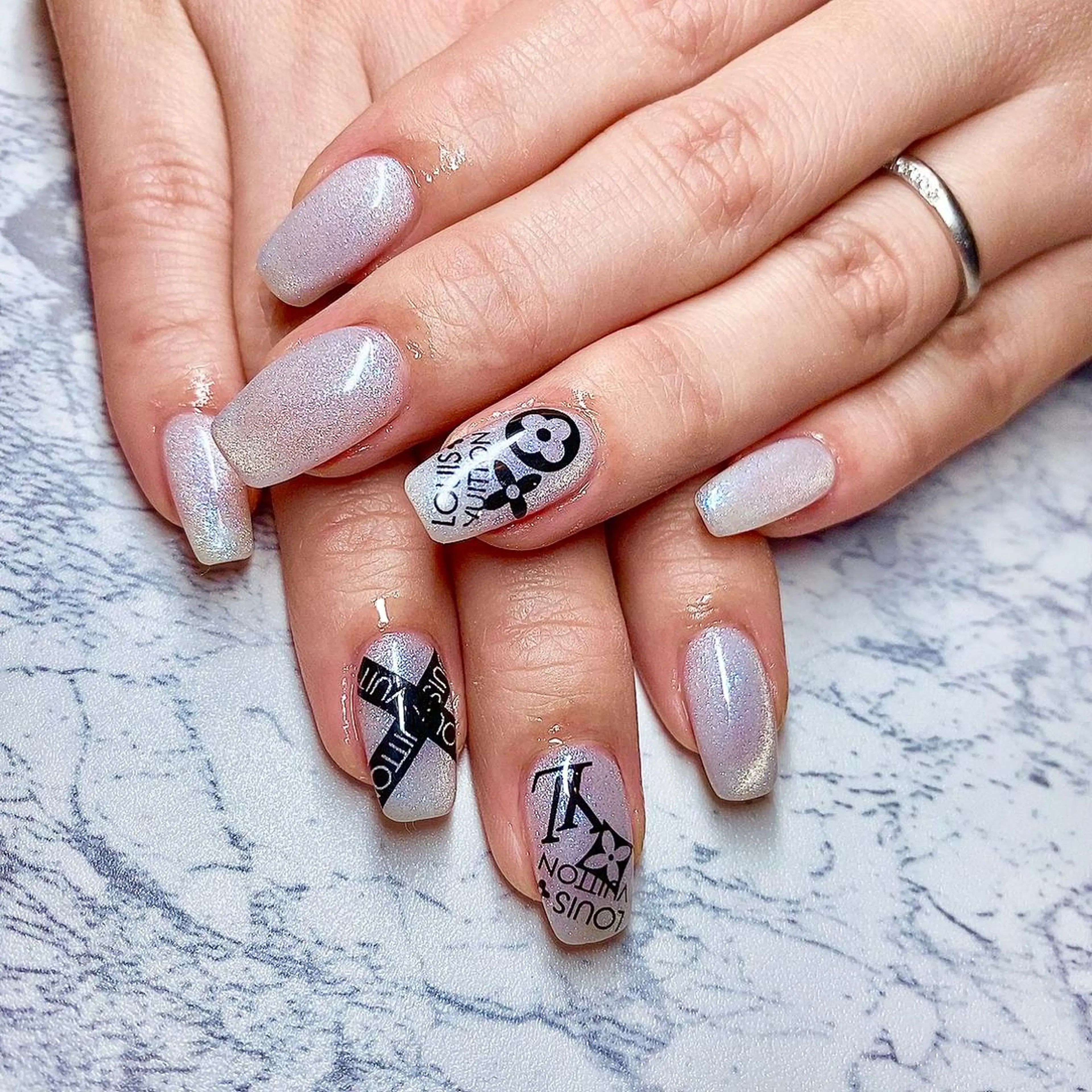 ネイル ジェルネイル しば まなみのネイルデザイン