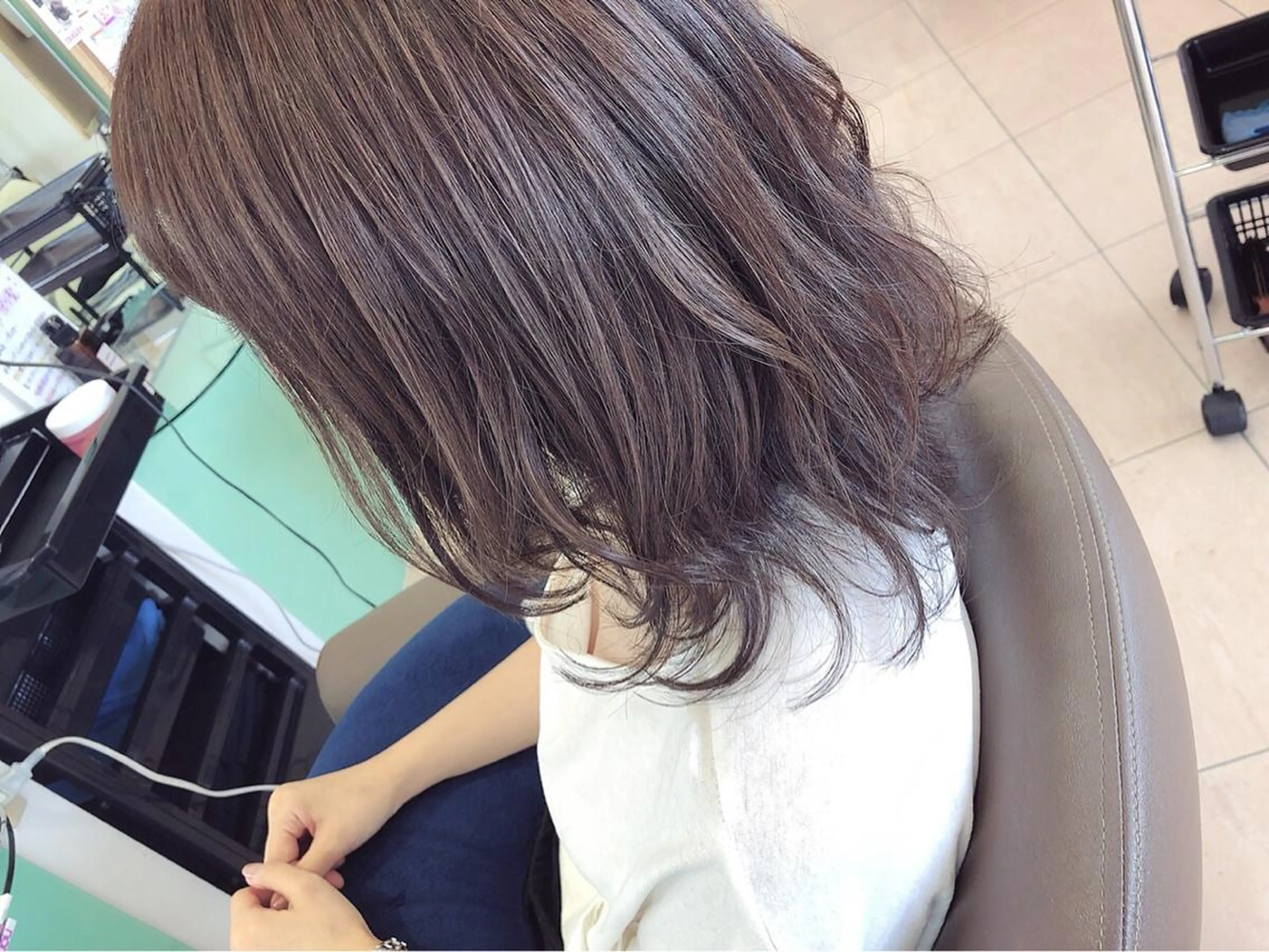 ミディアム TIARA minoriのヘアスタイル