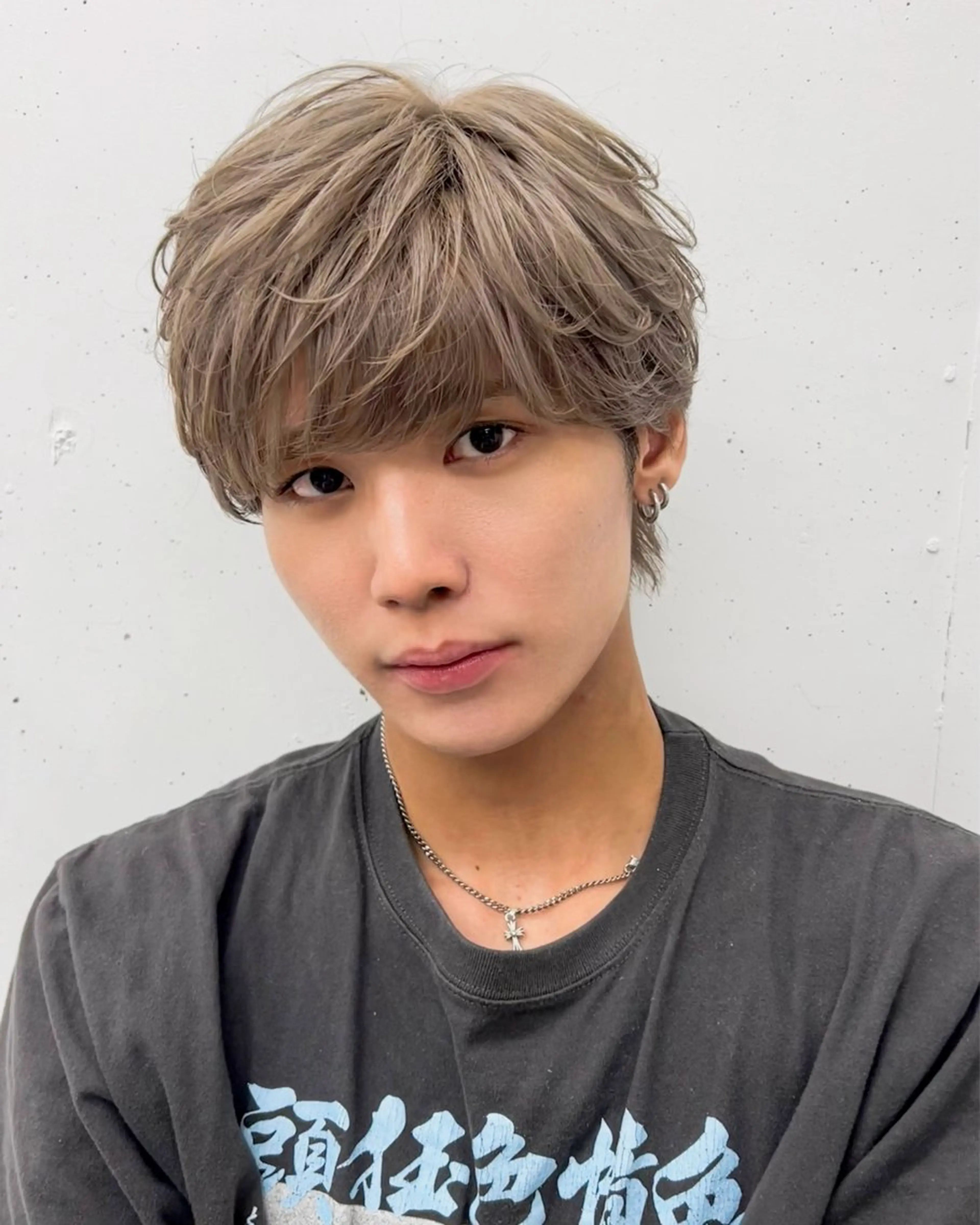 ミディアム カラー ベージュカラー ブリーチ 透明感カラー ダブルカラー グレージュ ヘアカラー トリートメント Ali’i MEN’S SALON所属・⚡️メンズ垢抜け⚡️ kotomiのヘアスタイル