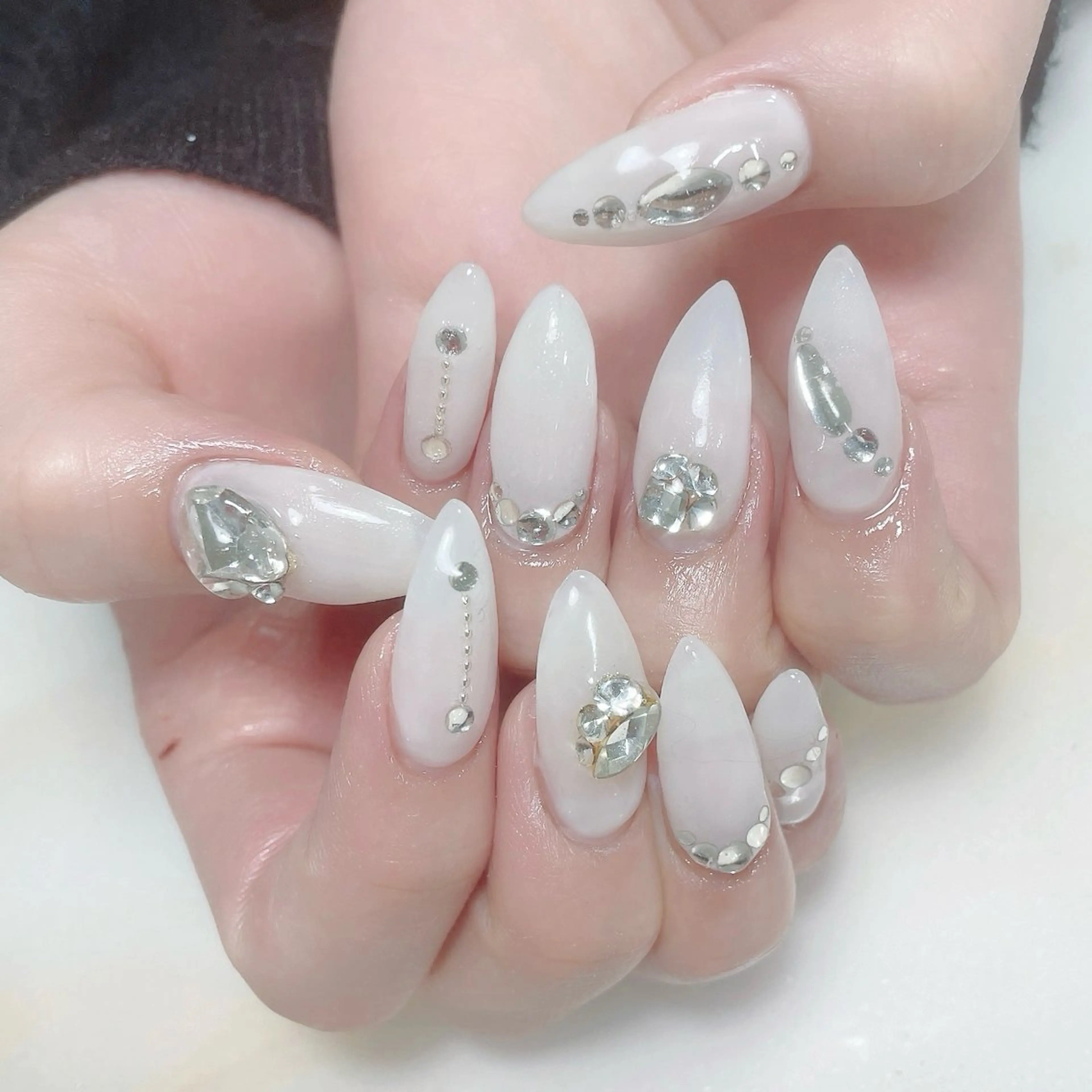 ネイル アートネイル フレンチネイル ジェルネイル グラデーション 韓国ネイル ハンドネイル 久保田 マリコのネイルデザイン