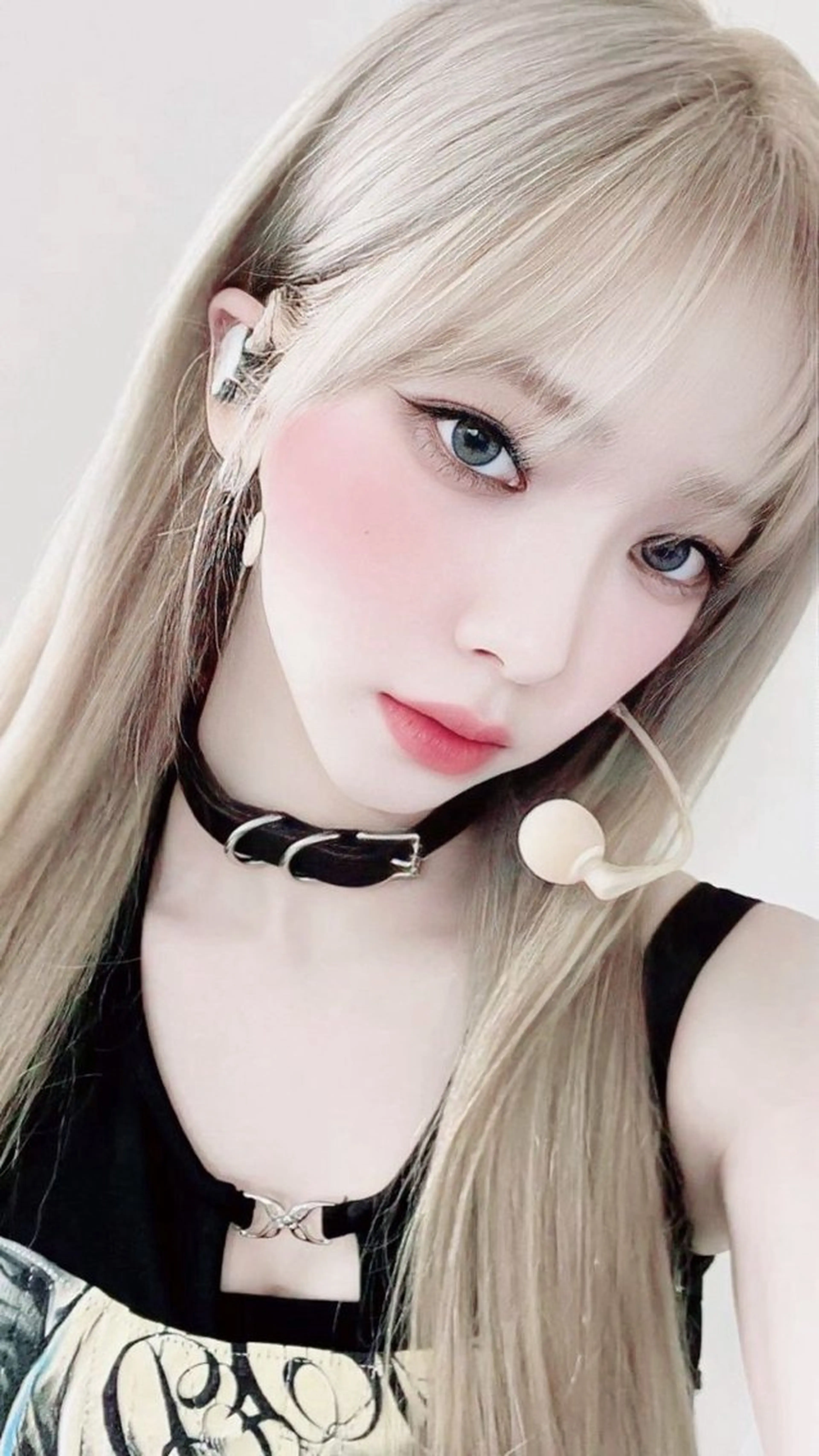 ロング ナナ♡レイヤーカット ♡似合わせカラーのヘアスタイル