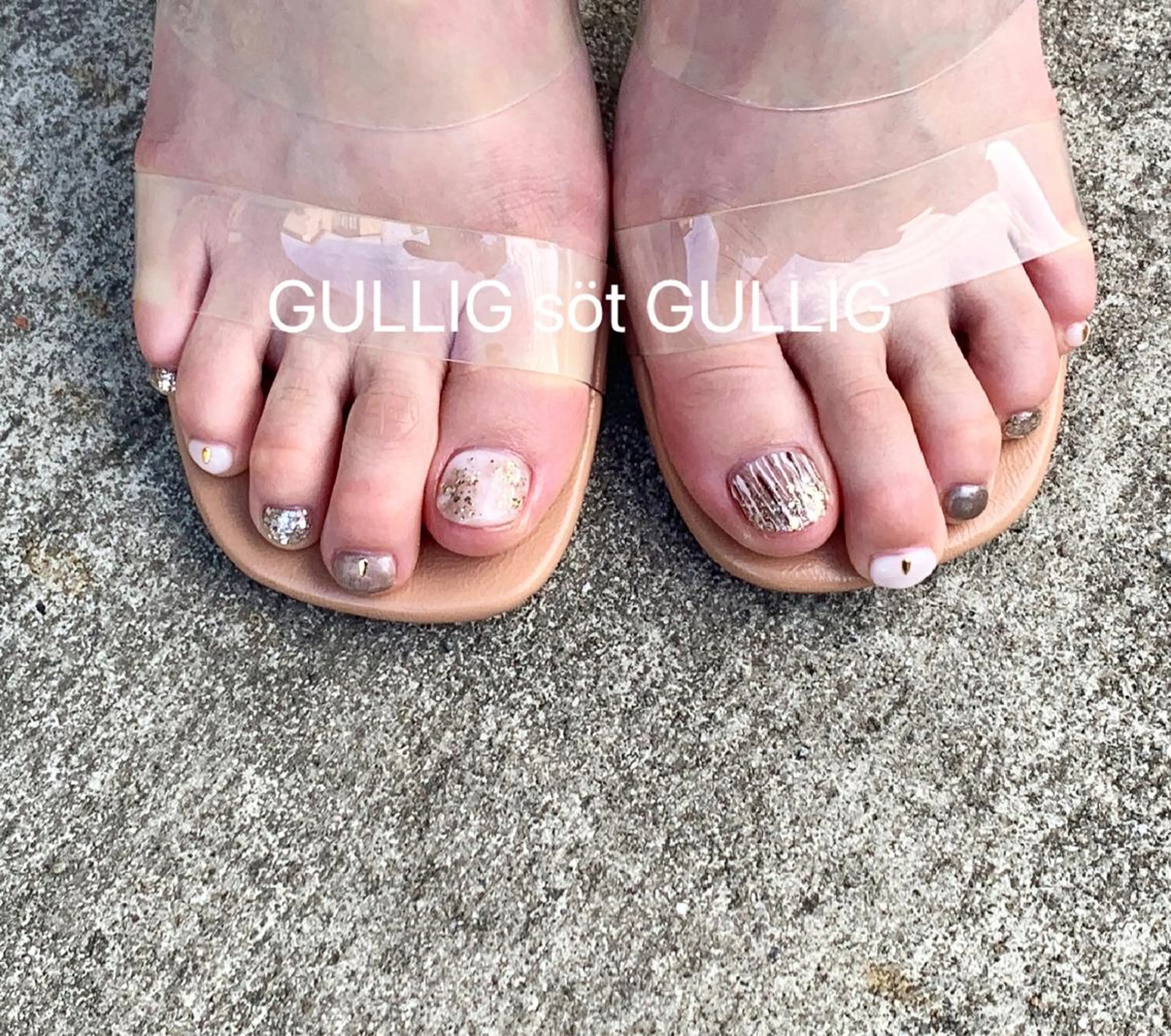 ネイル GULLIG söt GULLIGのネイルデザイン