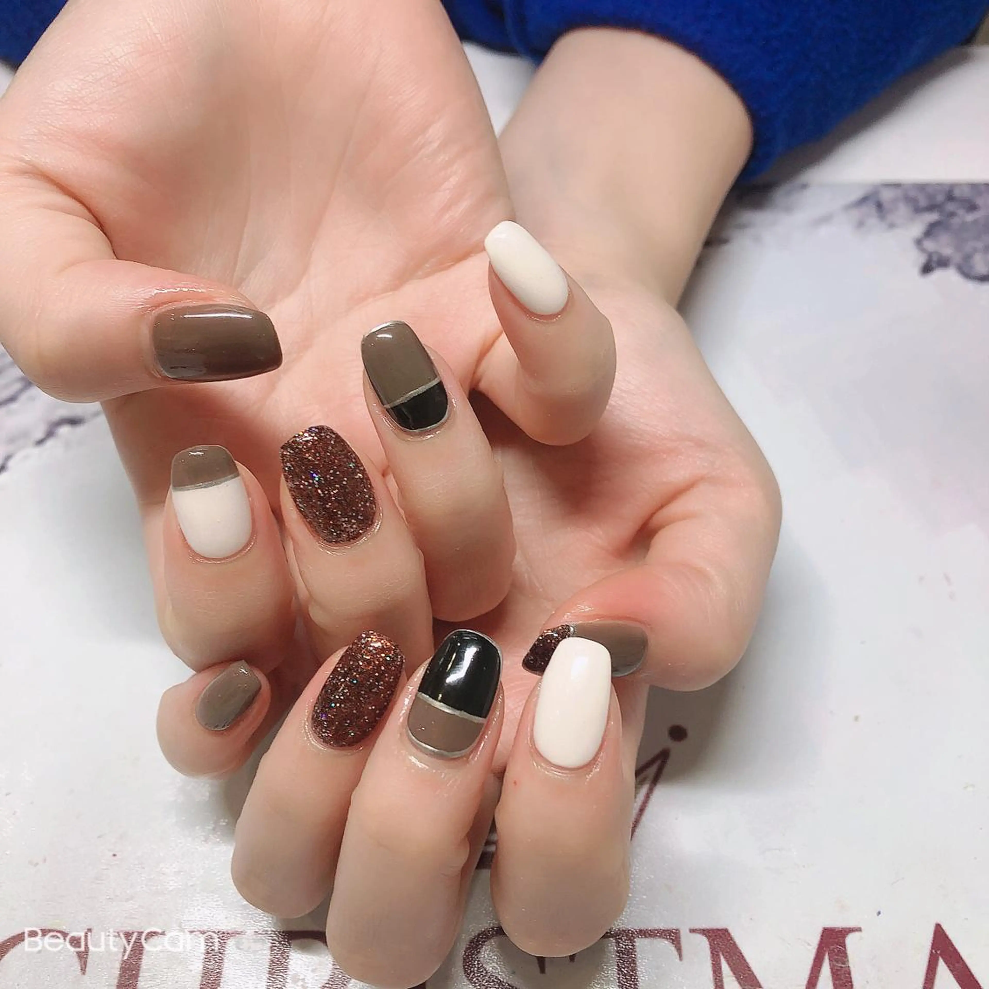 ネイル ハンドネイル Guarendo錦糸町店所属・ガレンドウ 白澤 愛子のネイルデザイン