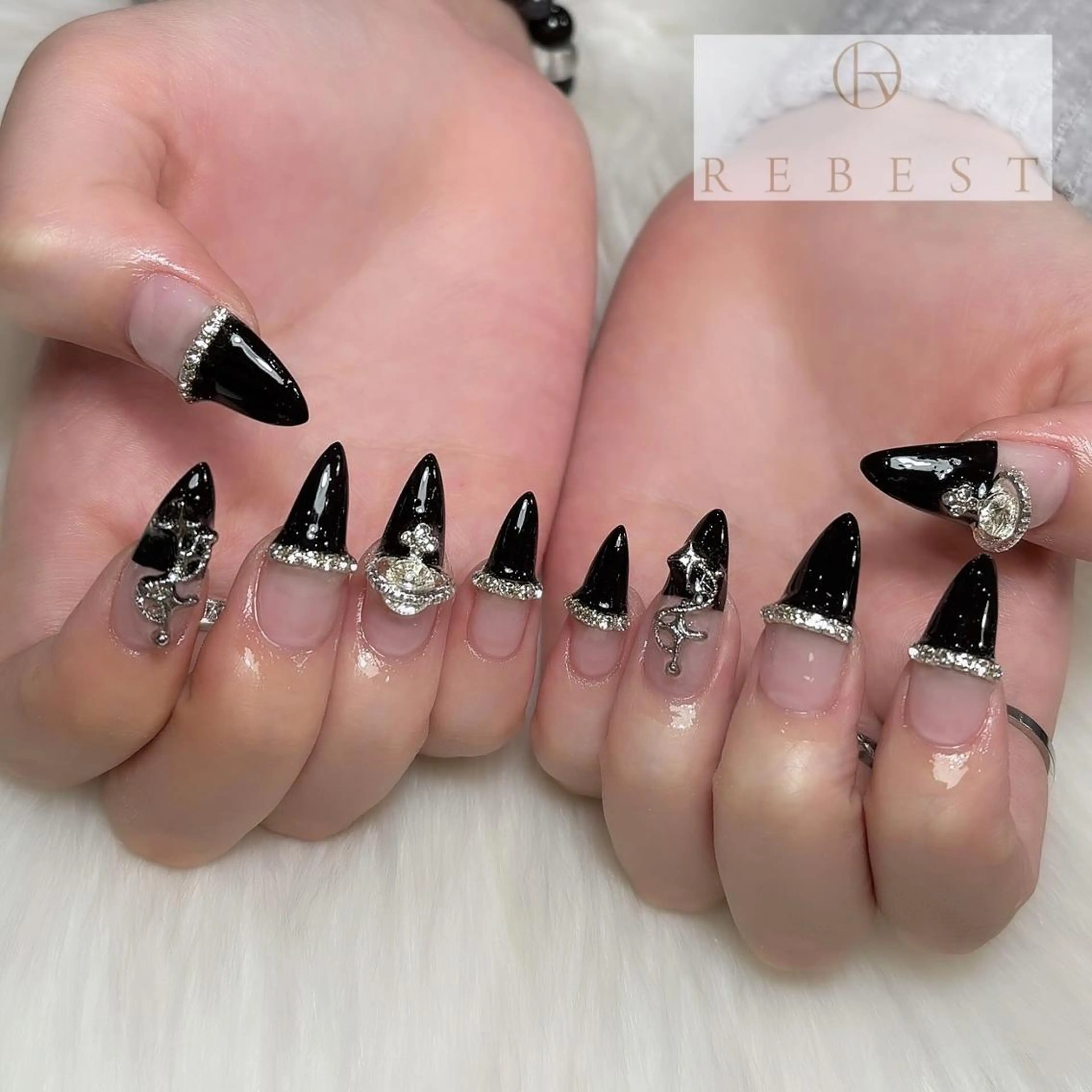 ネイル nailist SENAのネイルデザイン