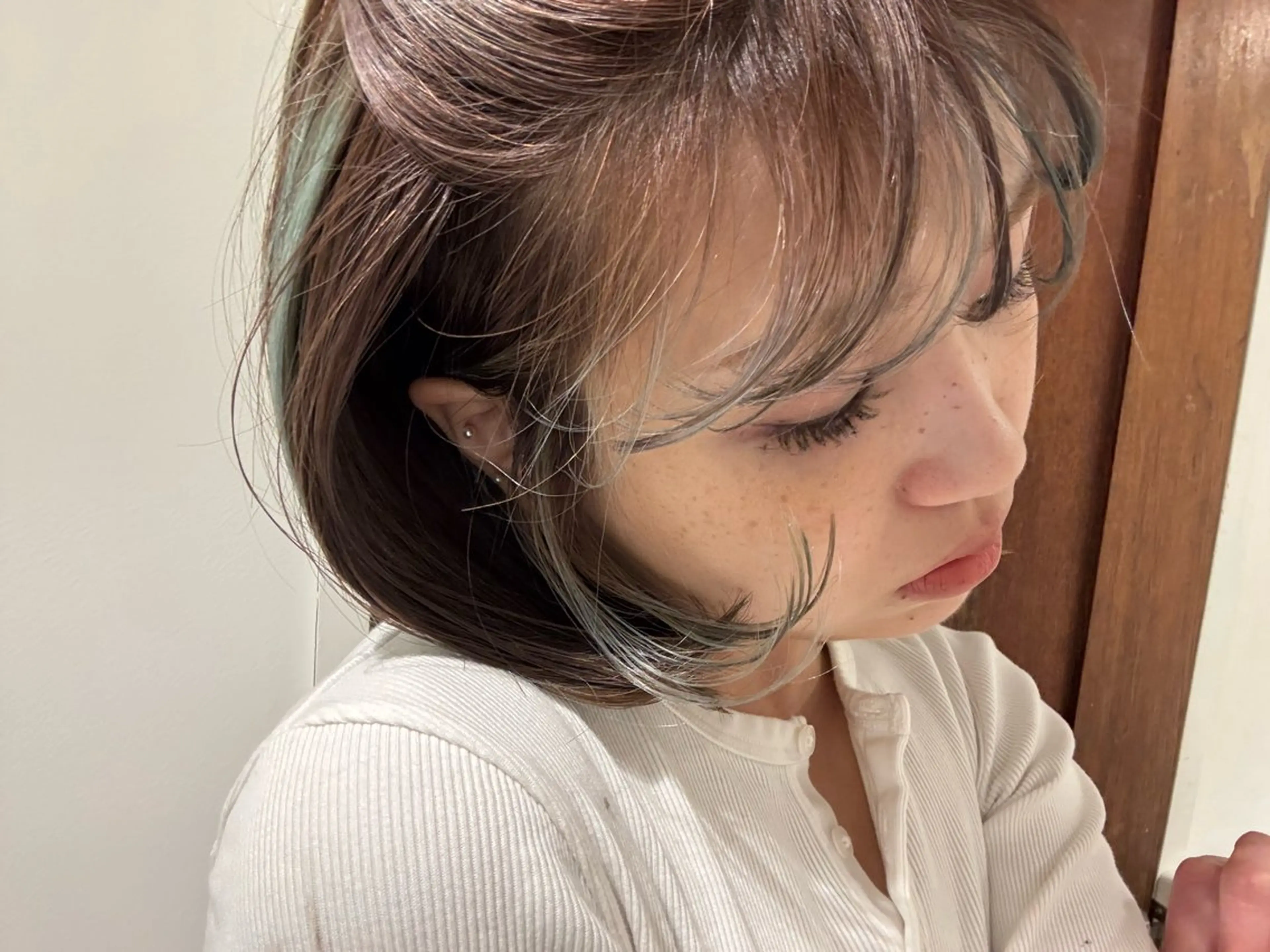 ショート カット ヘアカラー 捺葵 @72tomi__のヘアスタイル