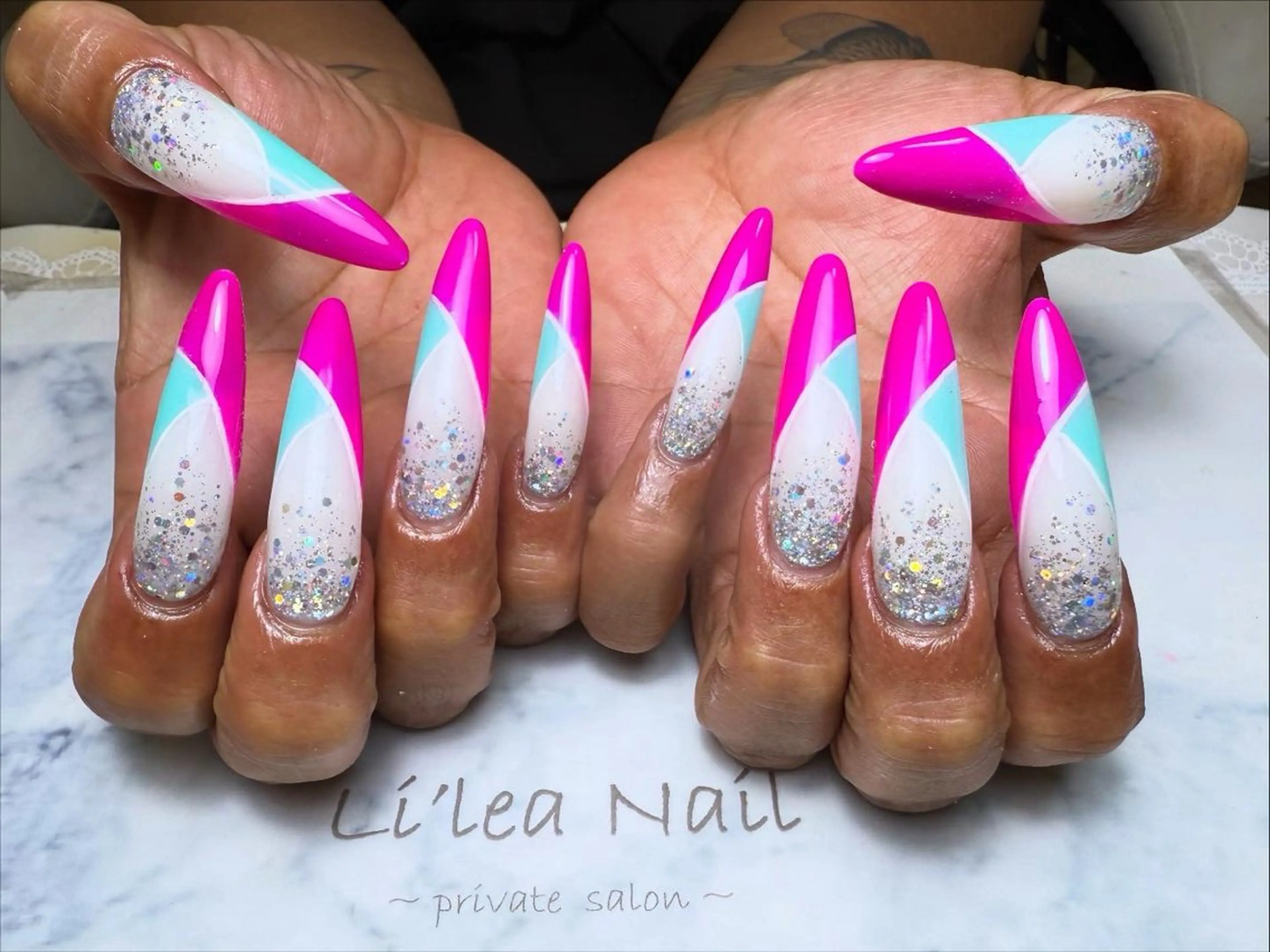 ネイル Li'leaNail AINAのネイルデザイン