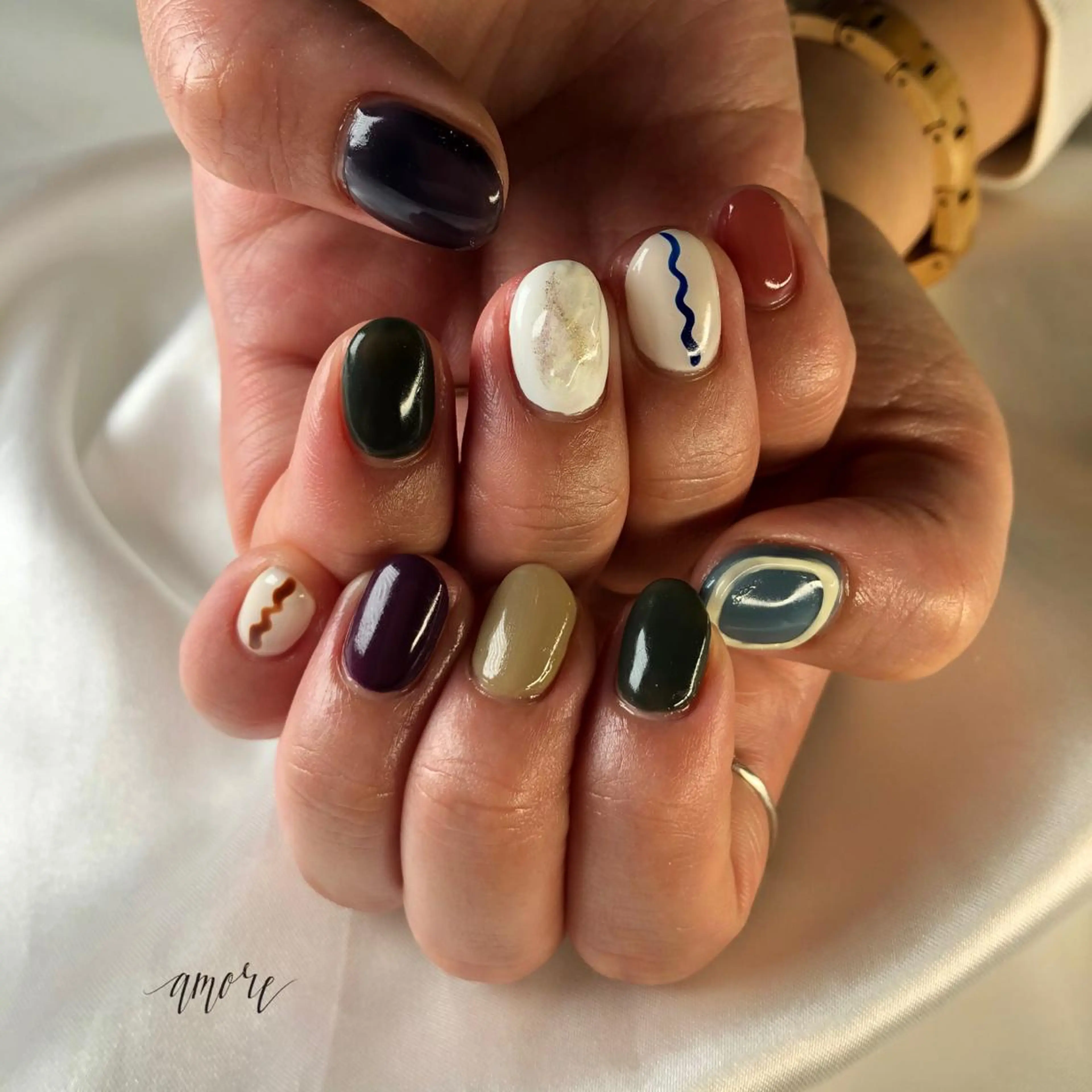 ネイル ジェルネイル 氷ネイル・うるうるネイル マグネットネイル ミラーネイル ニュアンスネイル You kyehwaのネイルデザイン