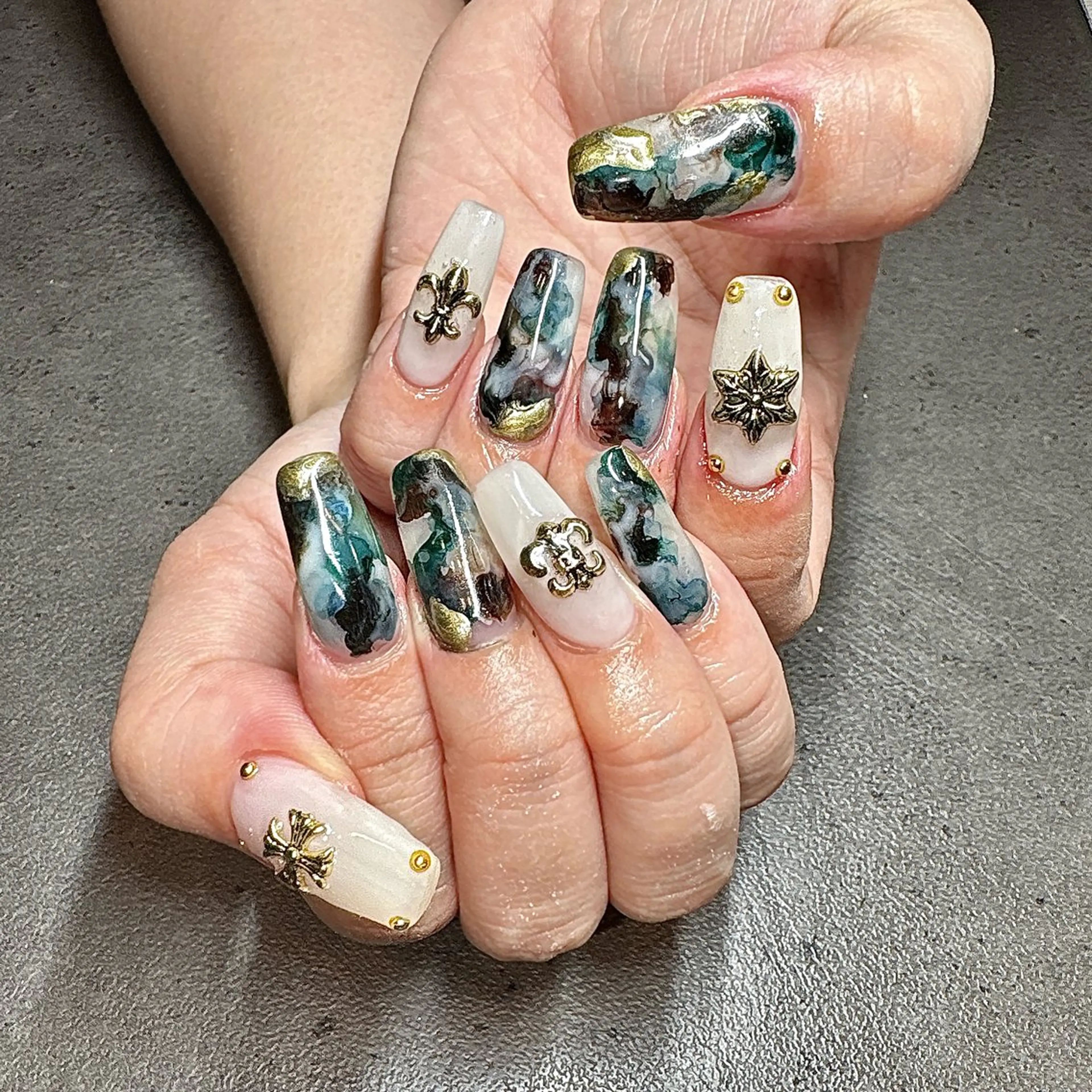 ネイル スカルプネイル しば まなみのネイルデザイン