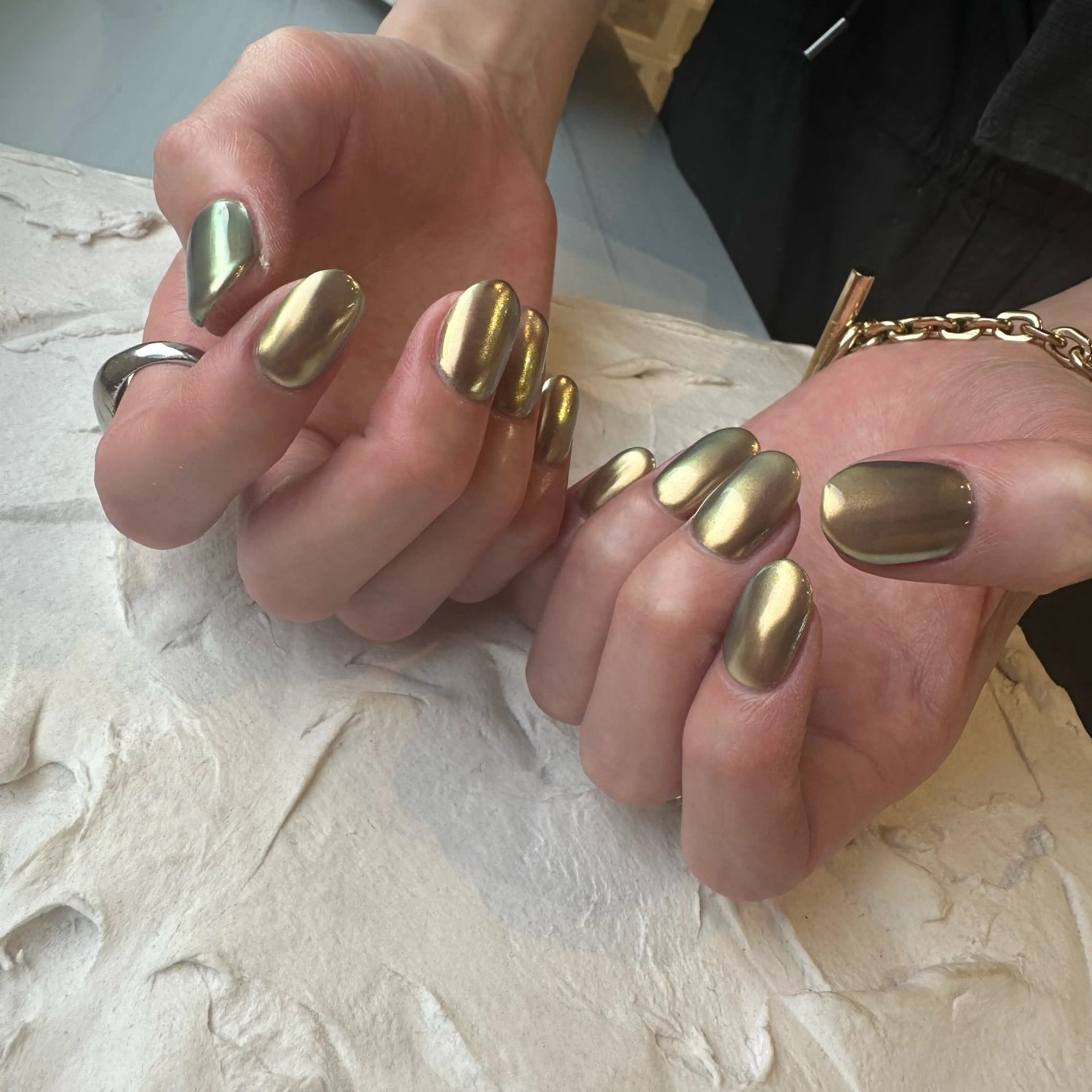 ネイル マグネットネイル ニュアンスネイル ハンドネイル Natsuko 🐥のネイルデザイン