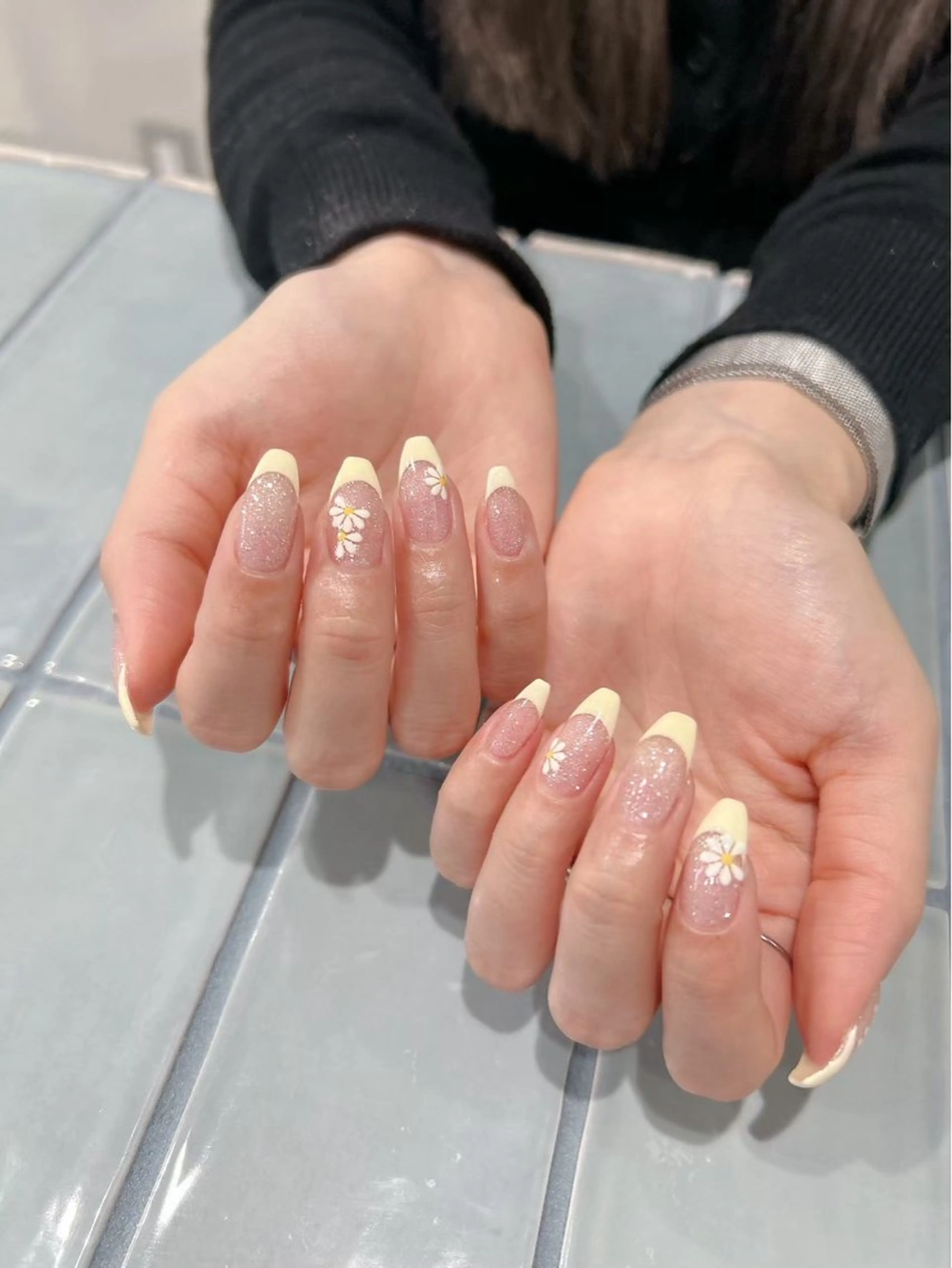 ネイル 江川 茉里香のネイルデザイン