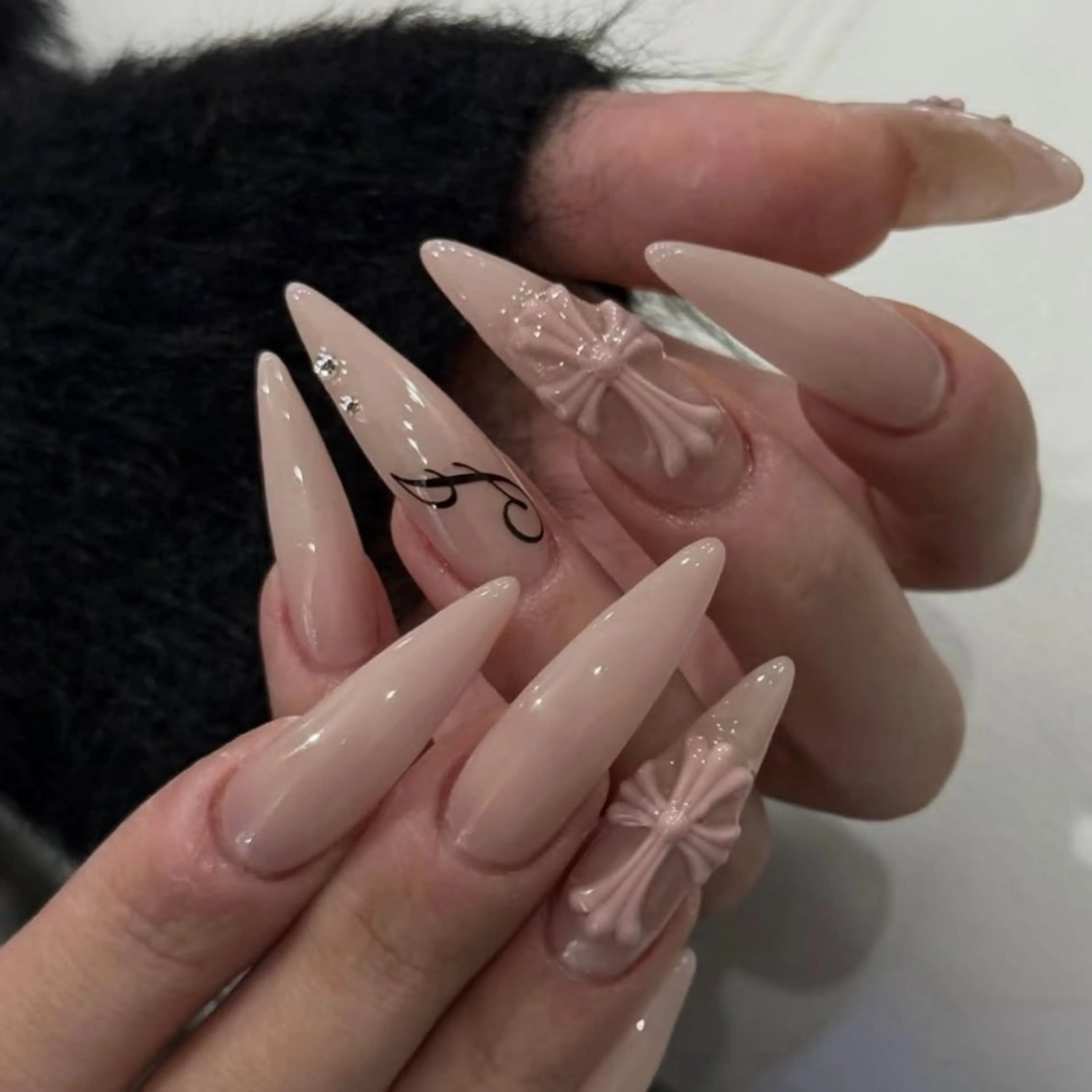 ネイル ハンドネイル BERA NAILSのネイルデザイン