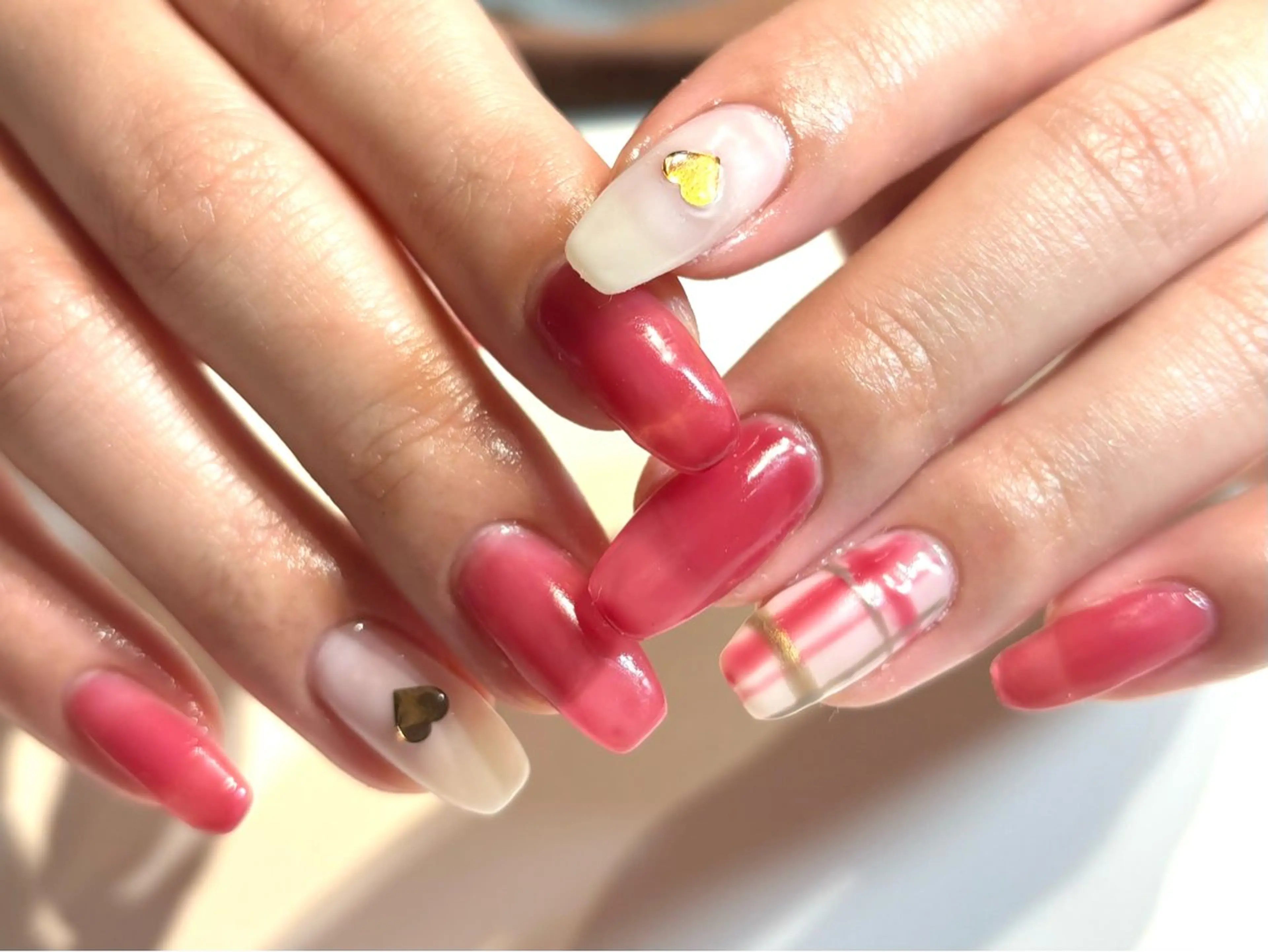 ネイル フットネイル フレンチネイル ジェルネイル グラデーション マグネットネイル ハンドネイル ヘアー.ネイル二刀流 misa🫧のヘアスタイル