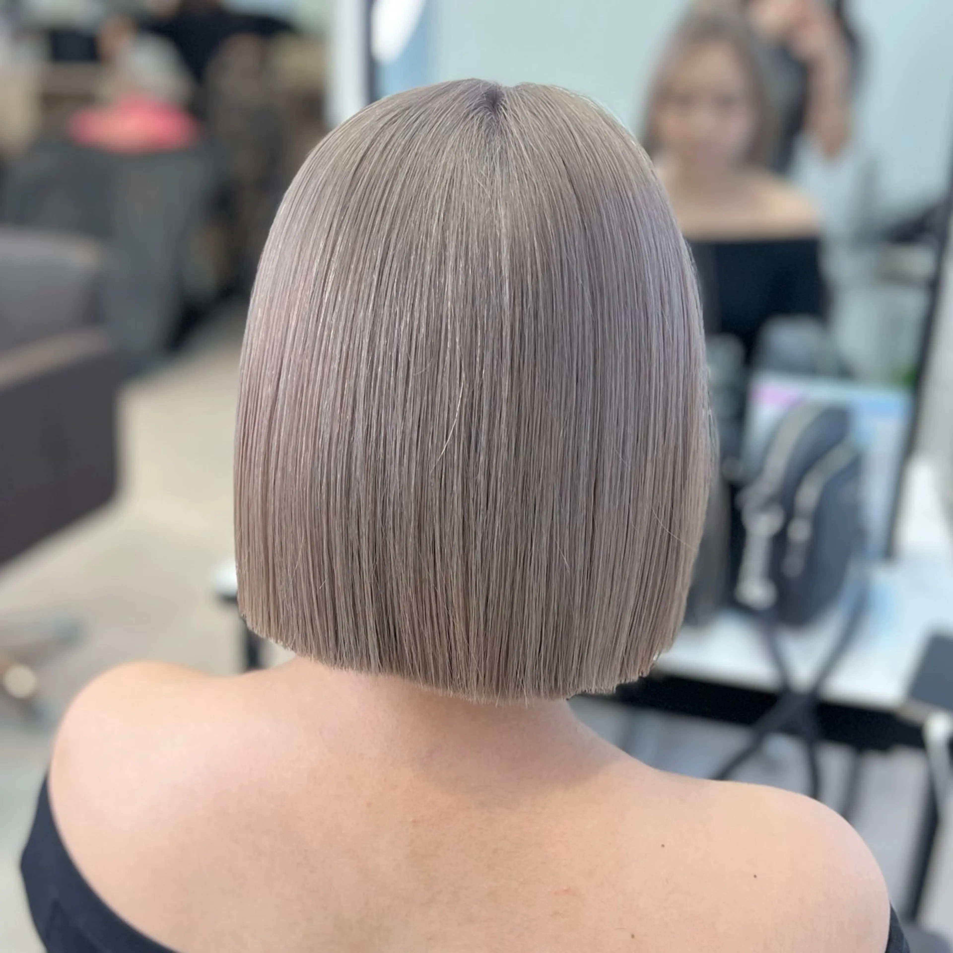 ショート ボブ カット ヘアカラー トリートメント 【elyts】 COCOROのヘアスタイル