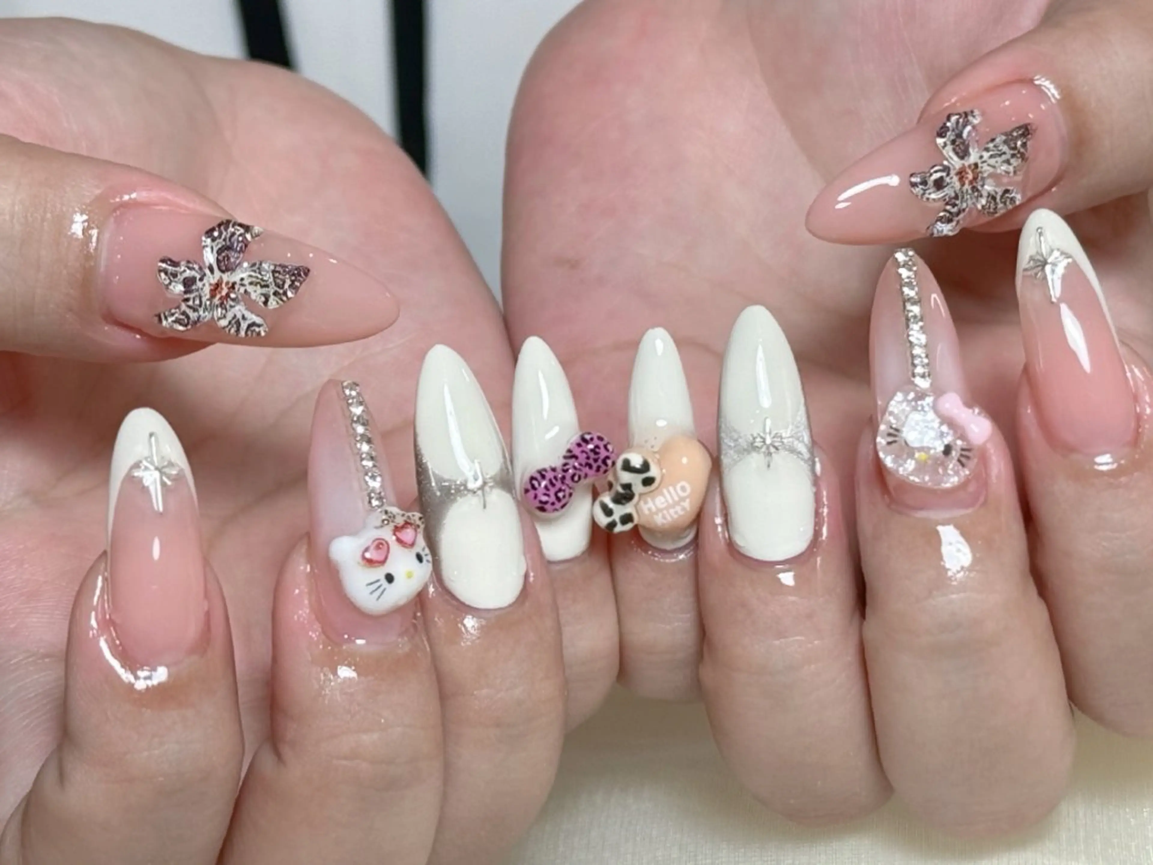 ネイル 長さ出し フレンチネイル グラデーション マグネットネイル マグネットフレンチ ハンドネイル ハンドケア るか 池袋のネイルデザイン