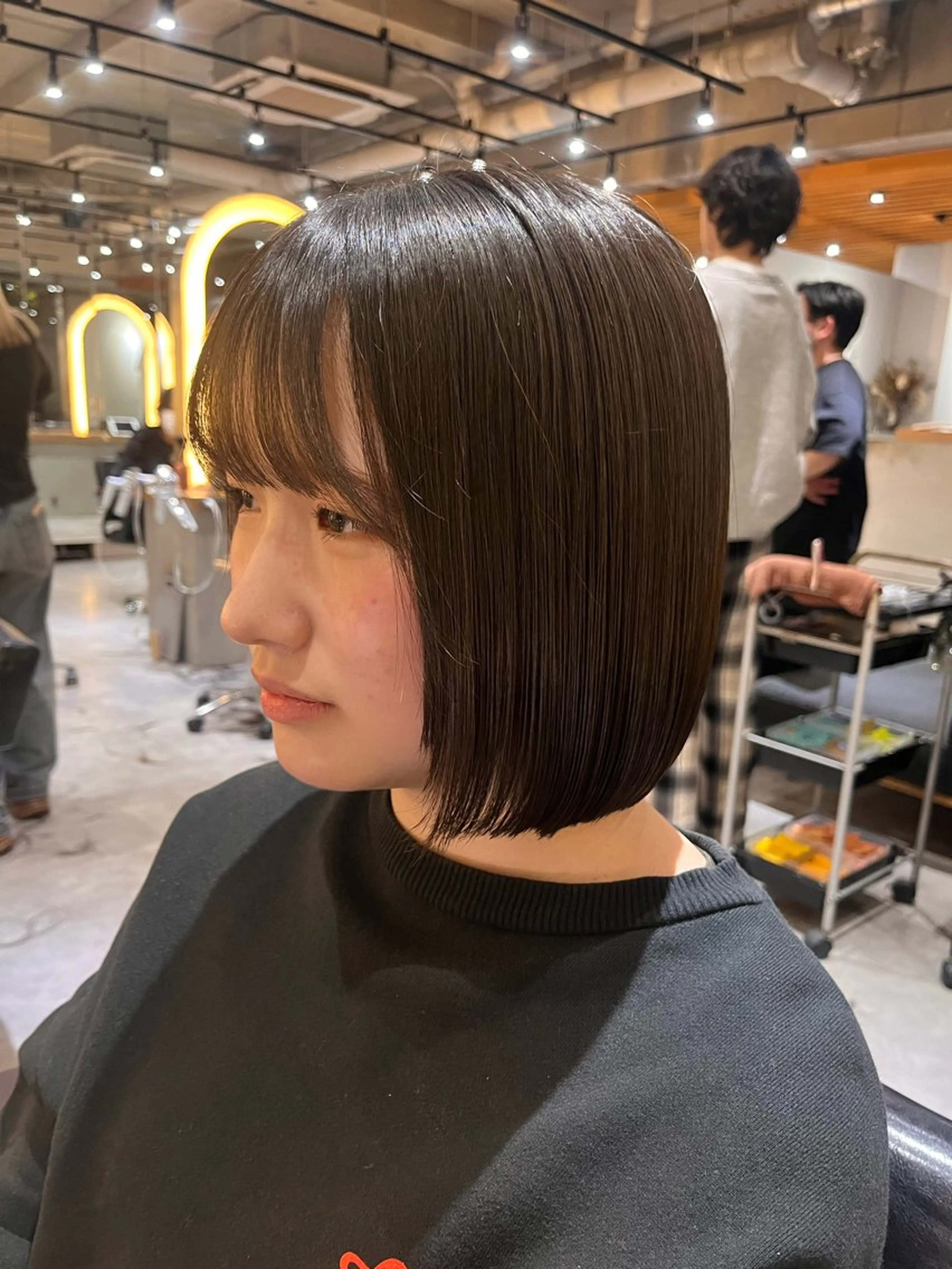 ミディアム ロングカット/ うる艶カラー/ユイのヘアスタイル