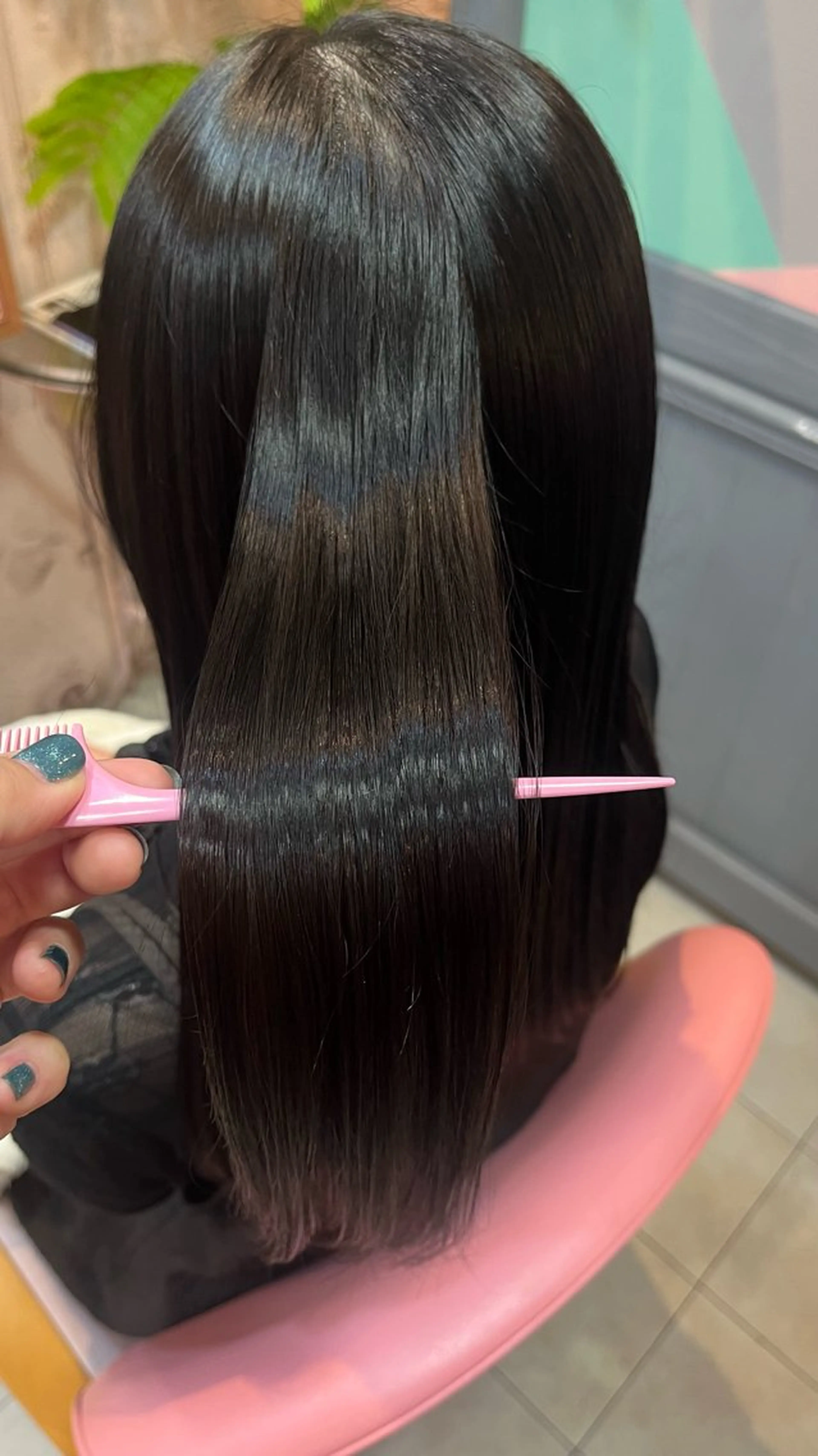 セミロング MienePink所属・椎名 海咲のヘアスタイル