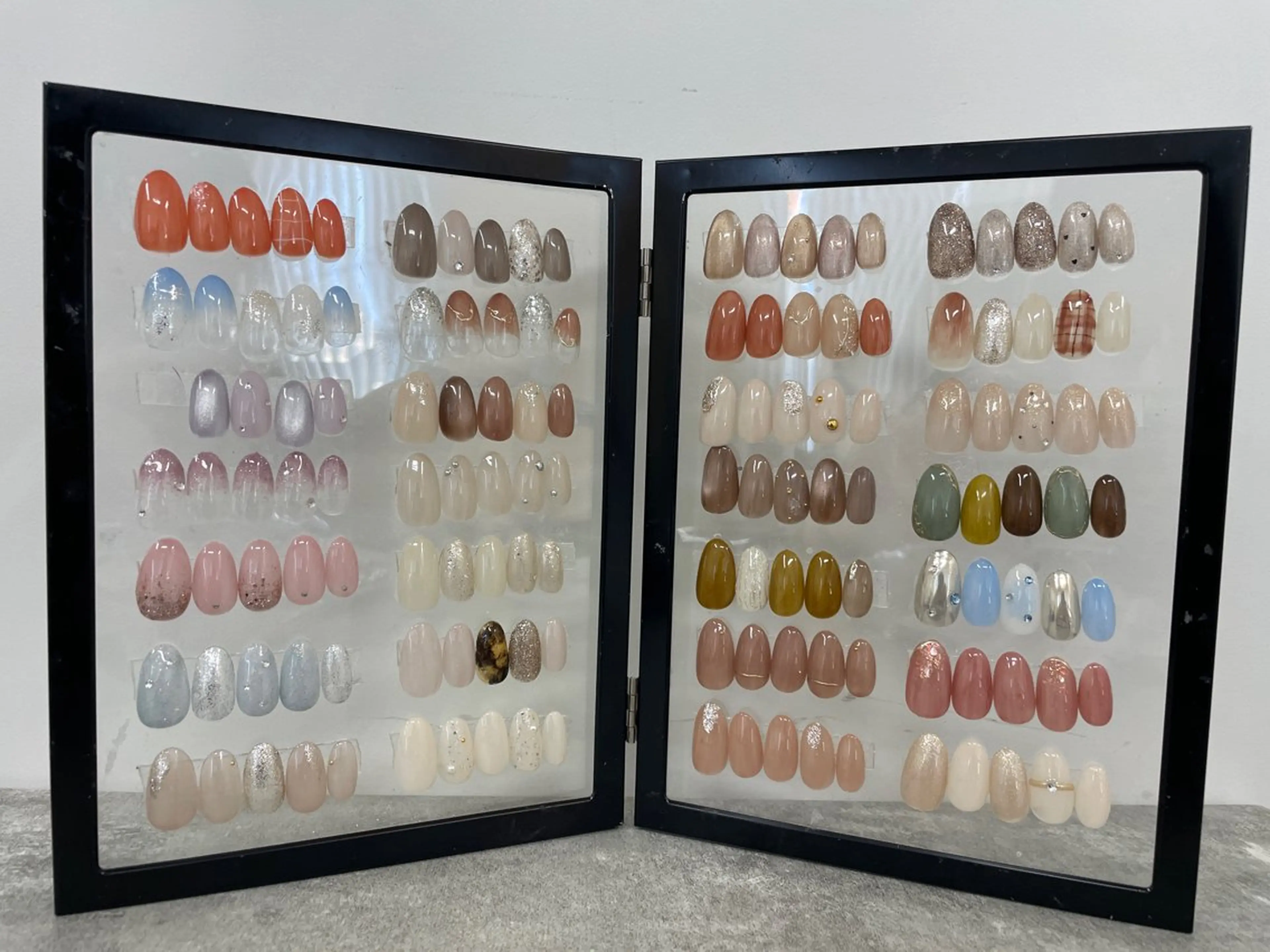 ネイル ハンドネイル Mus’Fam 入谷玲生奈のネイルデザイン